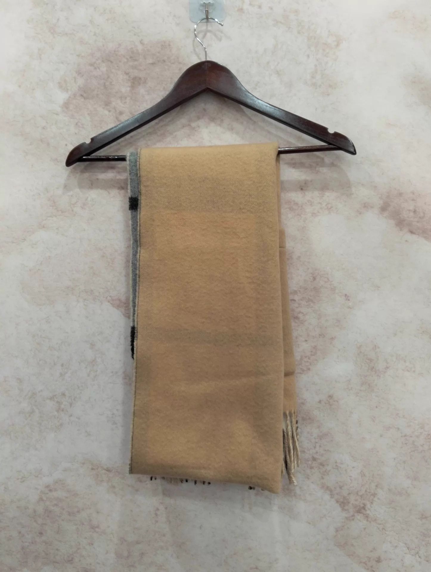 Burberry Burberry Brown Cashmere Pocket Fringe Scarf Size ONE SIZE - 2 Thumbnail