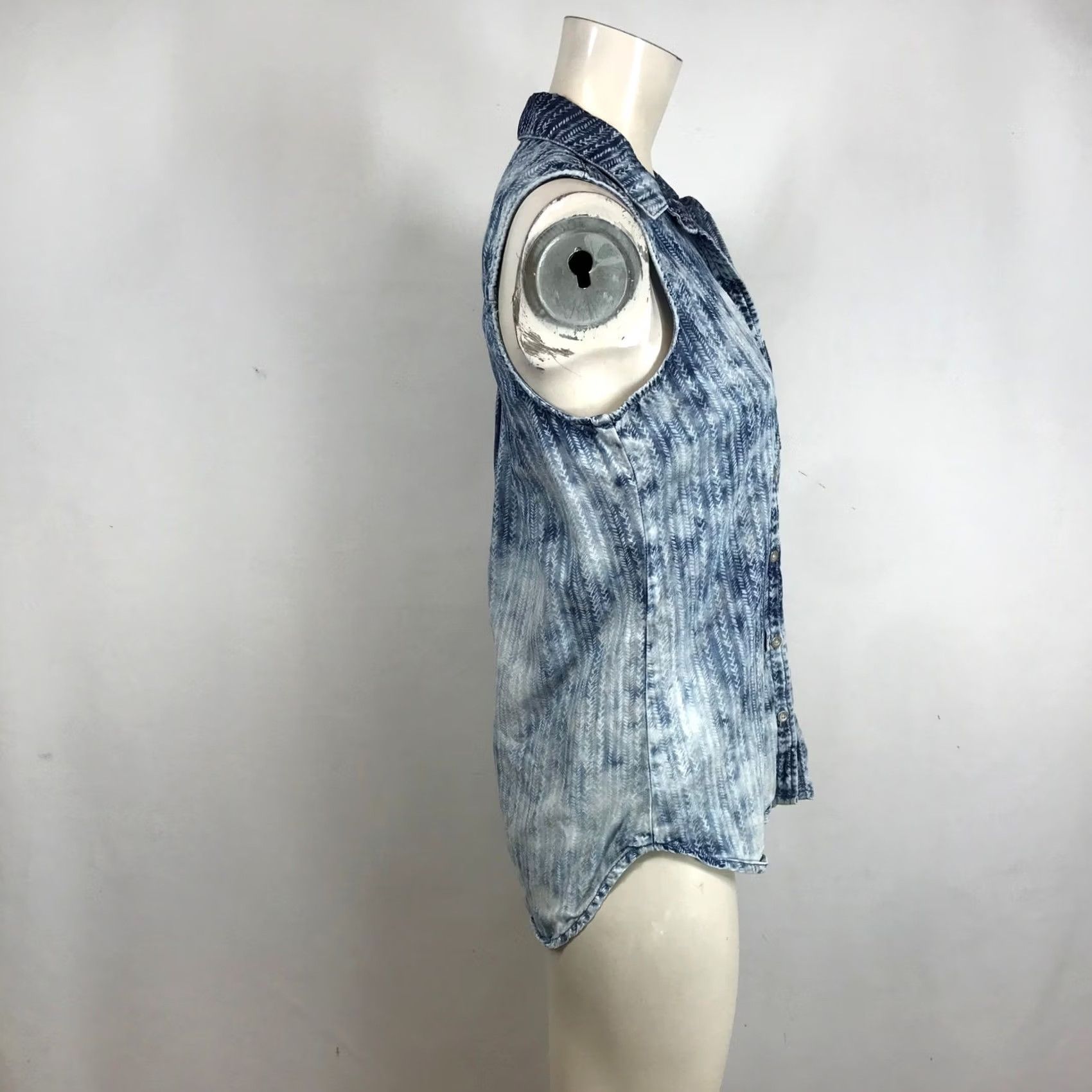 Vintage Cloth & Stone Womens XS Blue White Chevron Acid Wash Tencel Sleeveless Shirt Size XS / US 0-2 / IT 36-38 - 4 Thumbnail