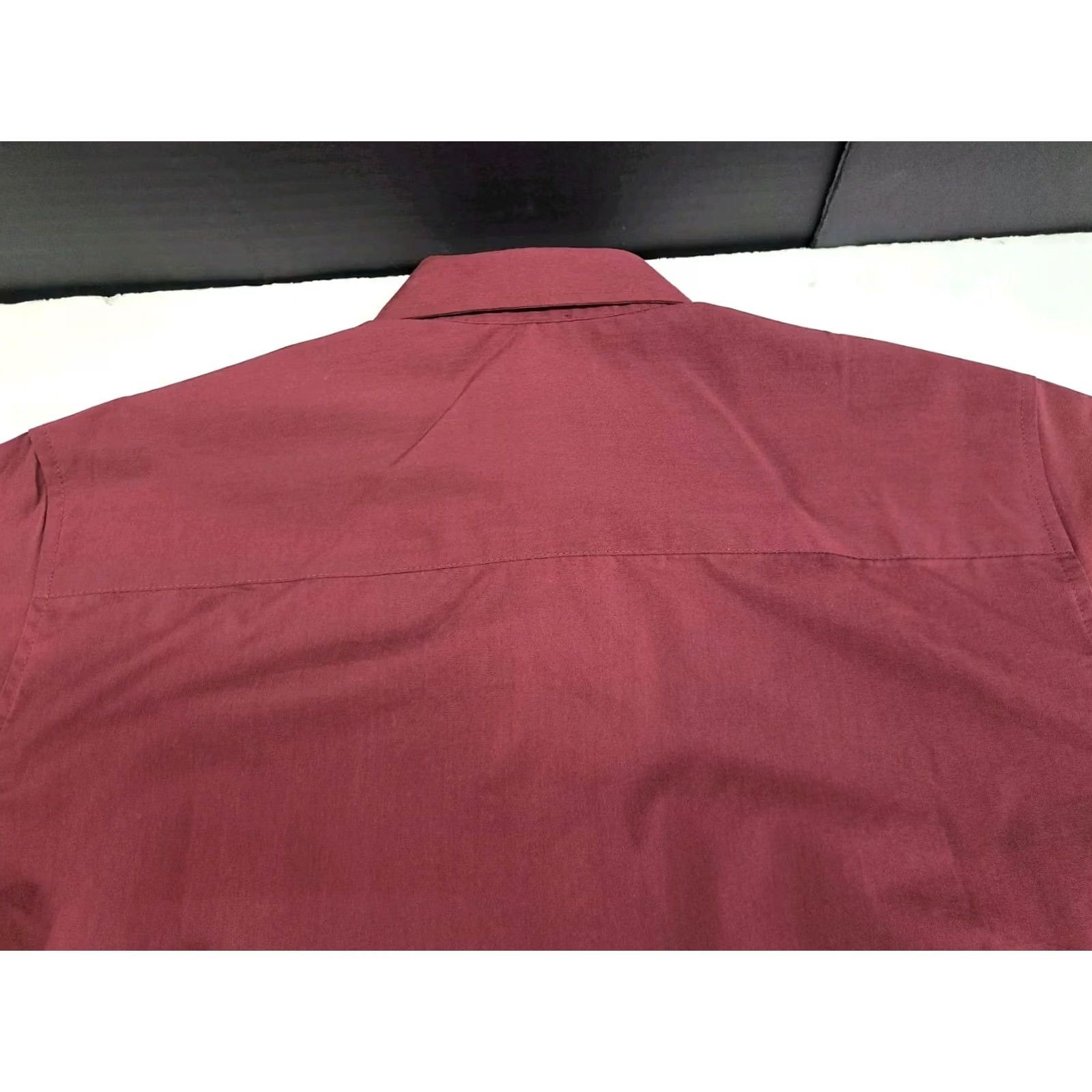 Vintage VSTR Premium Mens Short Sleeve Button-Up Stretch Shirt M Maroon Knit Casual Shirt, Win? Size US M / EU 48-50 / 2 - 5 Thumbnail