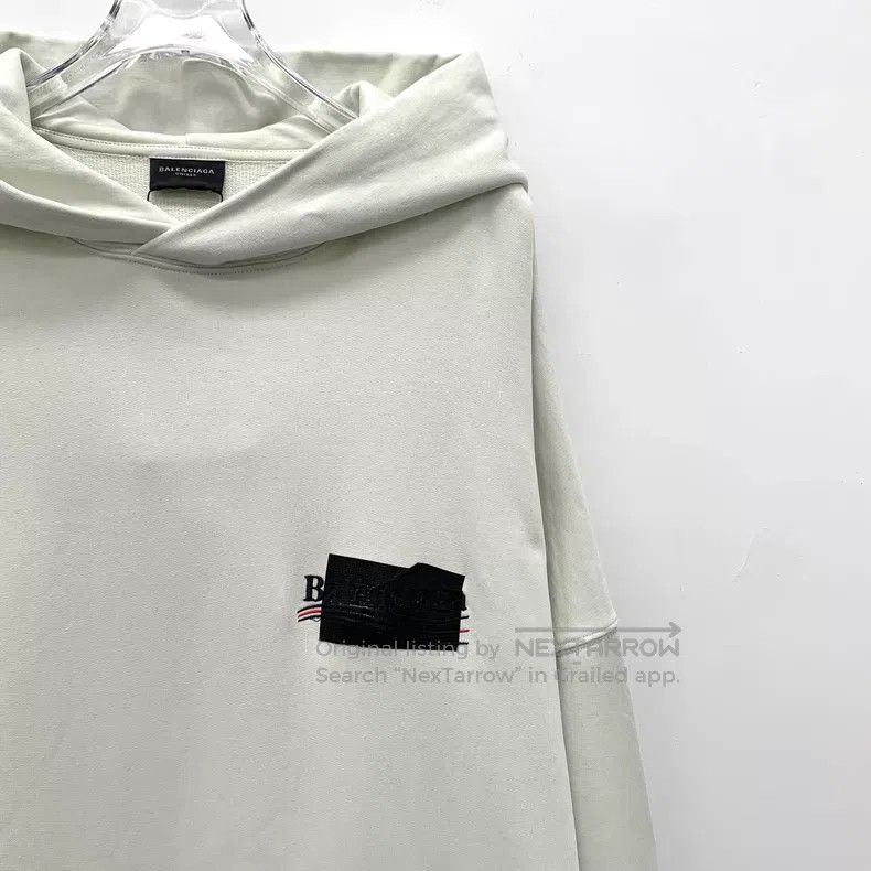 Balenciaga Balenciaga Ivory White Logo Letter Embroidered Cotton Hood Size US L / EU 52-54 / 3 - 3 Thumbnail