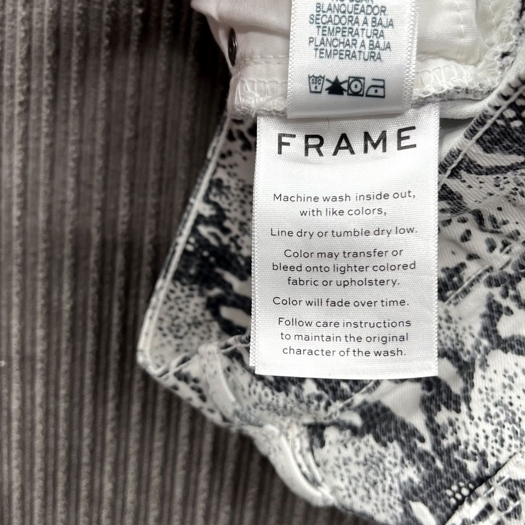 Frame FRAME Skirt Snakeskin Print Black & White Size 27 Cotton Denim Casual Party Womens Small Short Multicolor Spring Summer Fall - Size 27" / US 4 / IT 40 - 7 Thumbnail