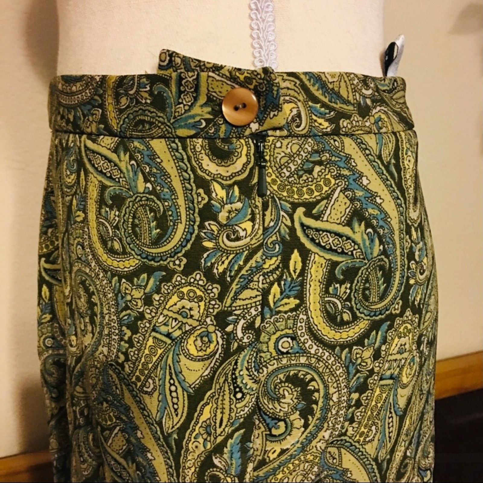 Other Nine & Co full length paisley print green skirt Size 28" / US 6 / IT 42 - 4 Thumbnail