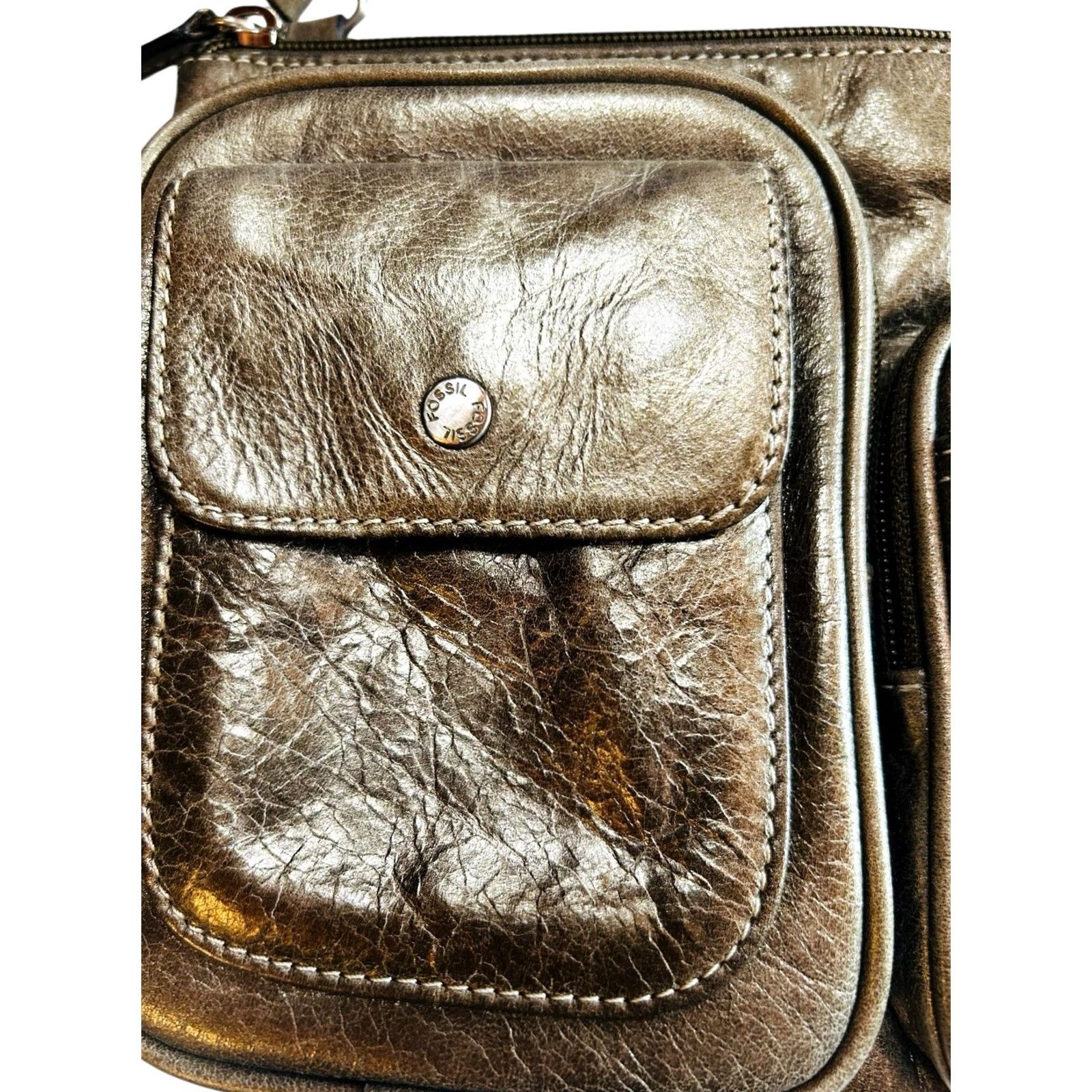 Fossil Fossil Kinley Crossbody Crossbody Purse Shoulder Handbag Women’s Gray Metallic Leather Pebbled Zip Adjustable Strap Womens Small Vintage? Size ONE SIZE - 4 Thumbnail