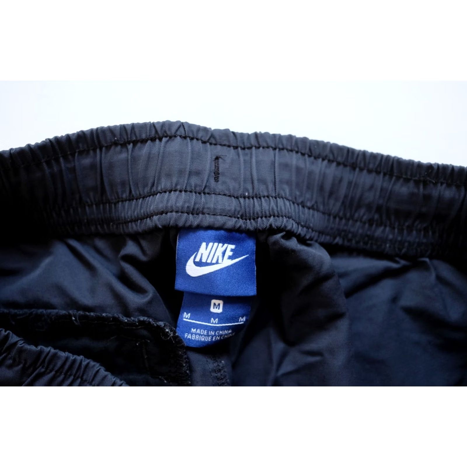 Nike VINTAGE Nike Shorts Active 9" Embroidered Mini Swoosh Black M 28" Waist 2018 90s Y2K Retro Sports Mens Size US 31 - 5 Thumbnail