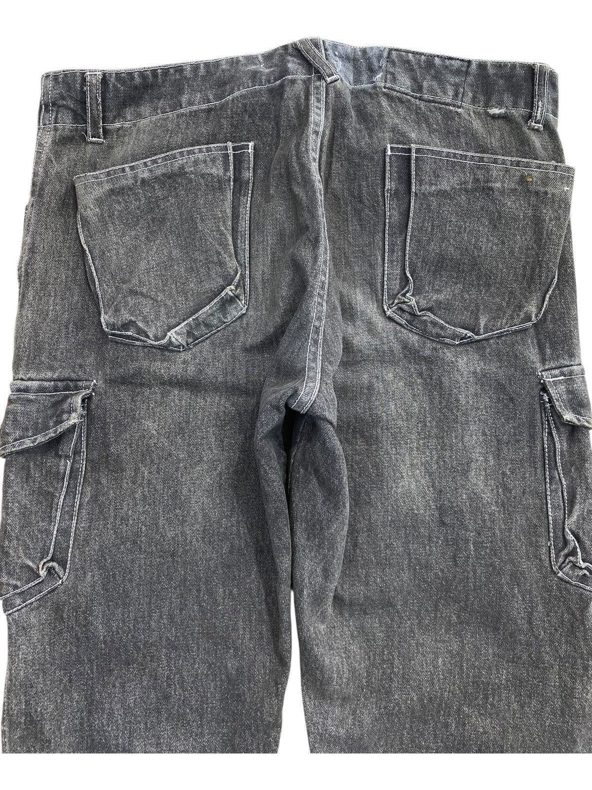 Japanese Brand Japanese Brand Cargo Style Painted Jeans Size US 35 - 4 Thumbnail