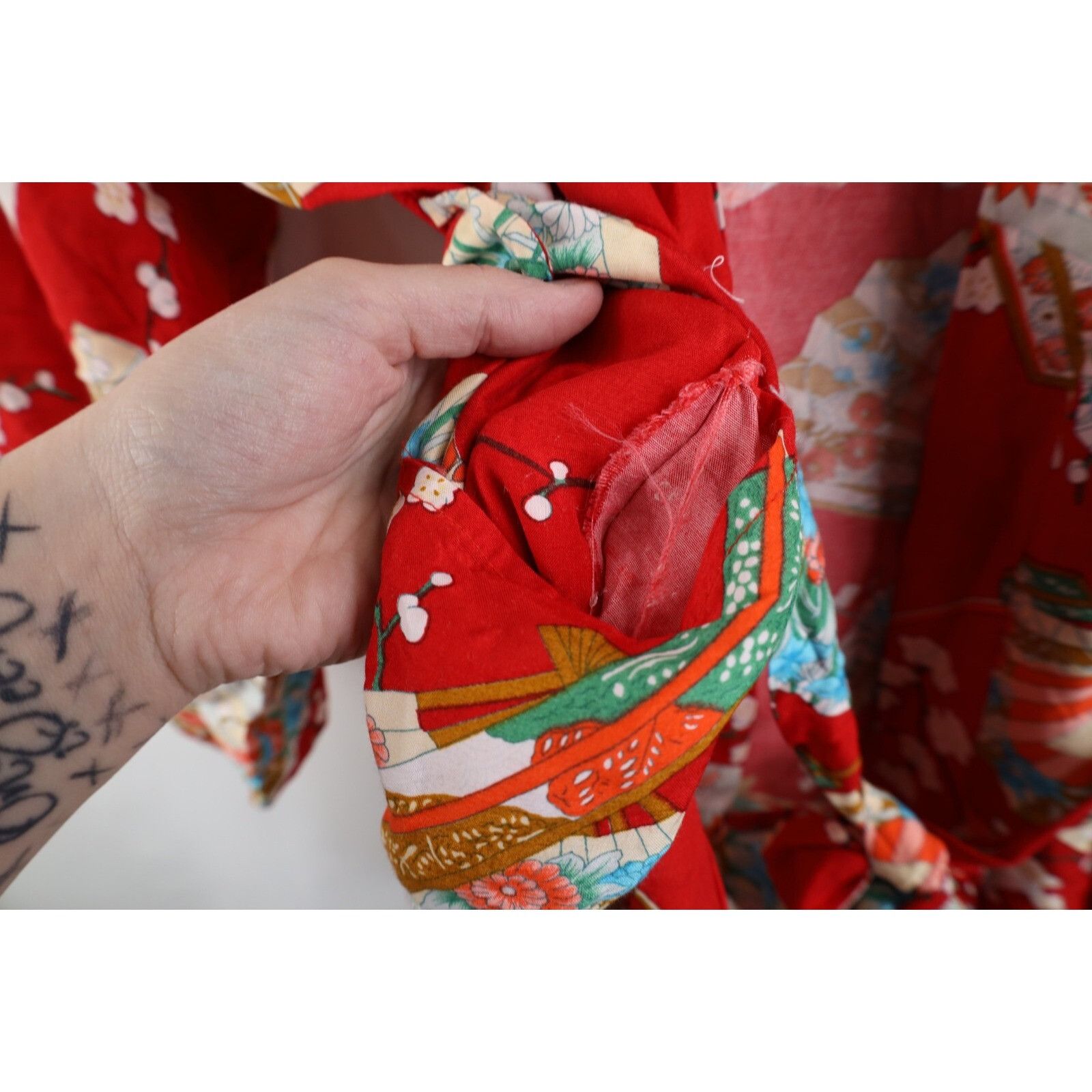 Vintage Vintage 90s Streetwear Rayon Japan Belted Kimono Robe Size L / US 10 / IT 46 - 6 Thumbnail
