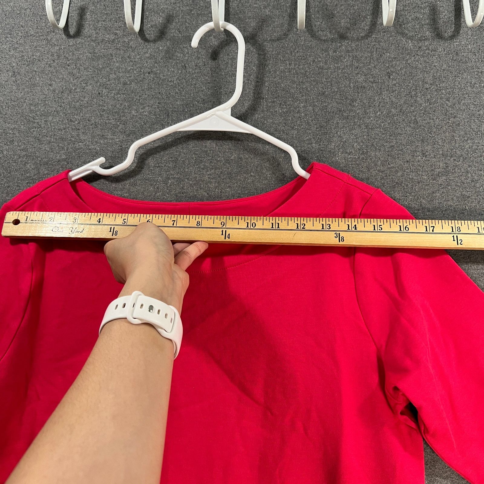 Isaac Mizrahi Isaac Mizrahi LIVE! Essentials Pima Cotton Boat Neck Size S / US 4 / IT 40 - 6 Thumbnail