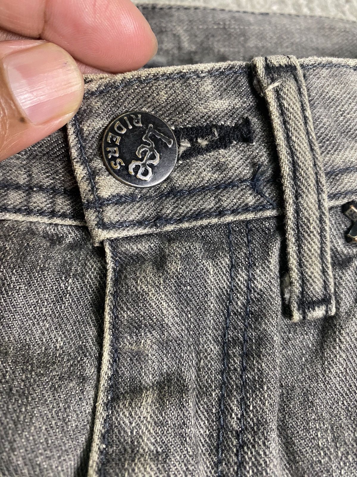 If Six Was Nine × Lee VINTAGE 90’s LEE RIDERS DISTRESED PUNK DENIM JEANS Size US 31 - 13 Thumbnail
