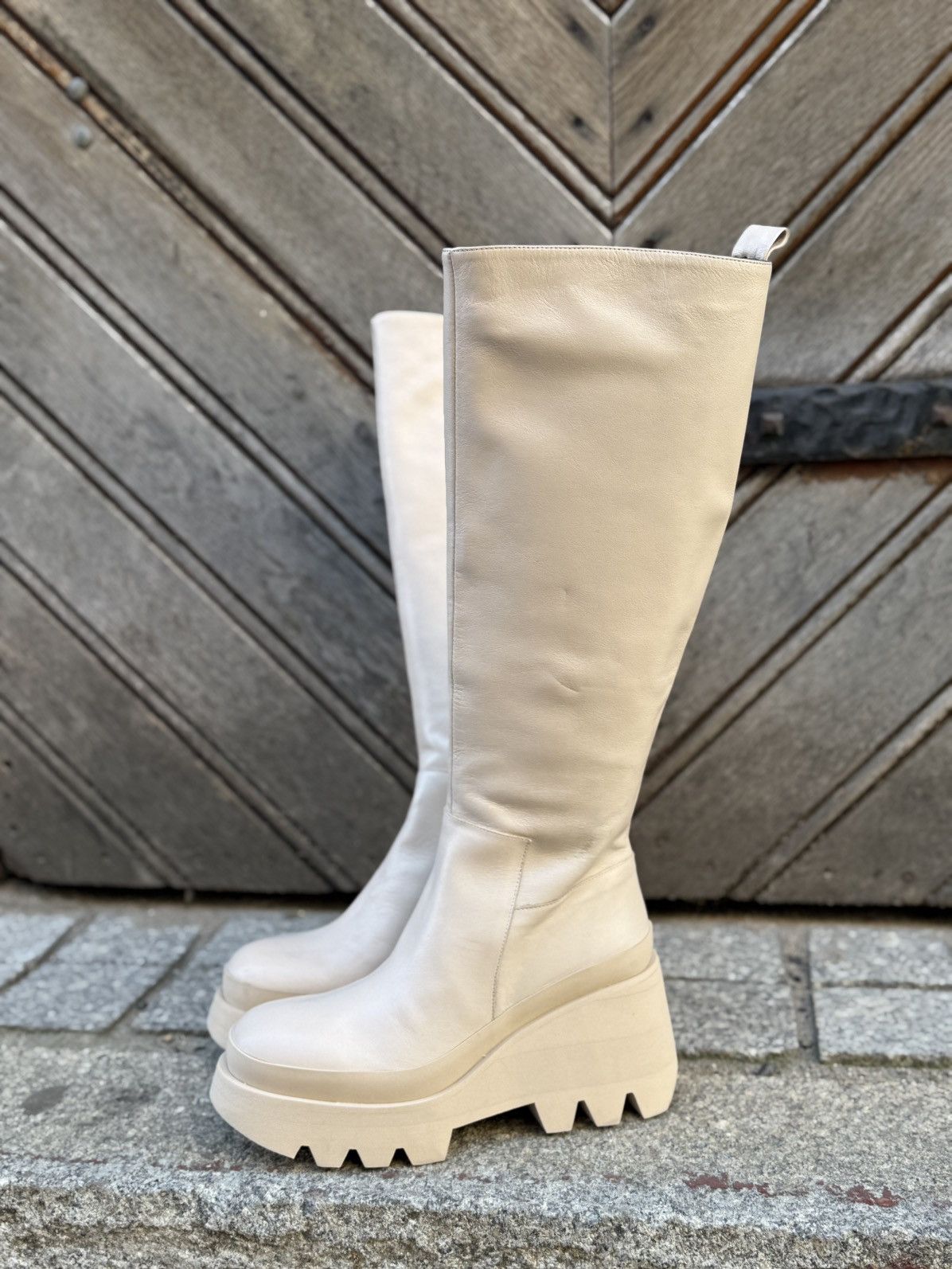 Paloma Bercelo Beige leather wedge boots size 38 Size US 7.5 / IT 37.5 - 3 Thumbnail