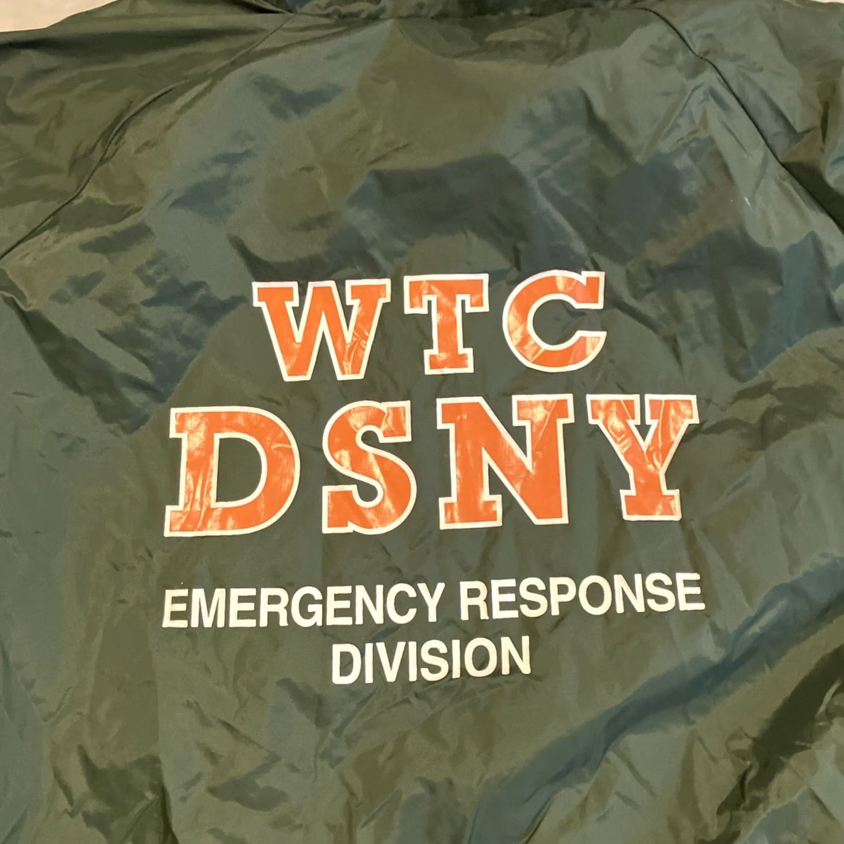 Vintage VINTAGE DSNY WTC EMERGENCY RESPONSE DIVISION 9/11 New York Sanitation Jacket - 2XL Green Coaches Jacket Men Size US XXL / EU 58 / 5 - 6 Thumbnail