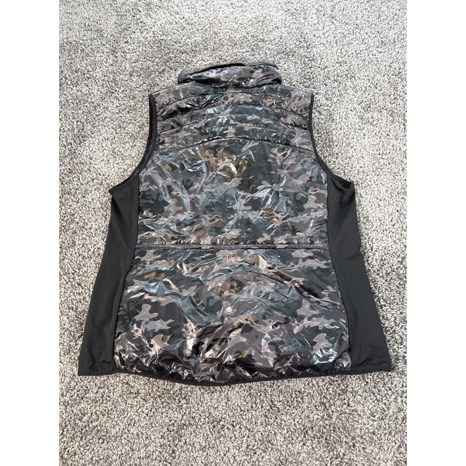 Calvin Klein Calvin Klein Performance Women's Vest Puffer Gray 2X Down Nylon Lining Zip Mid-Length 2X Womens Size XXL / US 16-18 / IT 52-54 - 6 Thumbnail