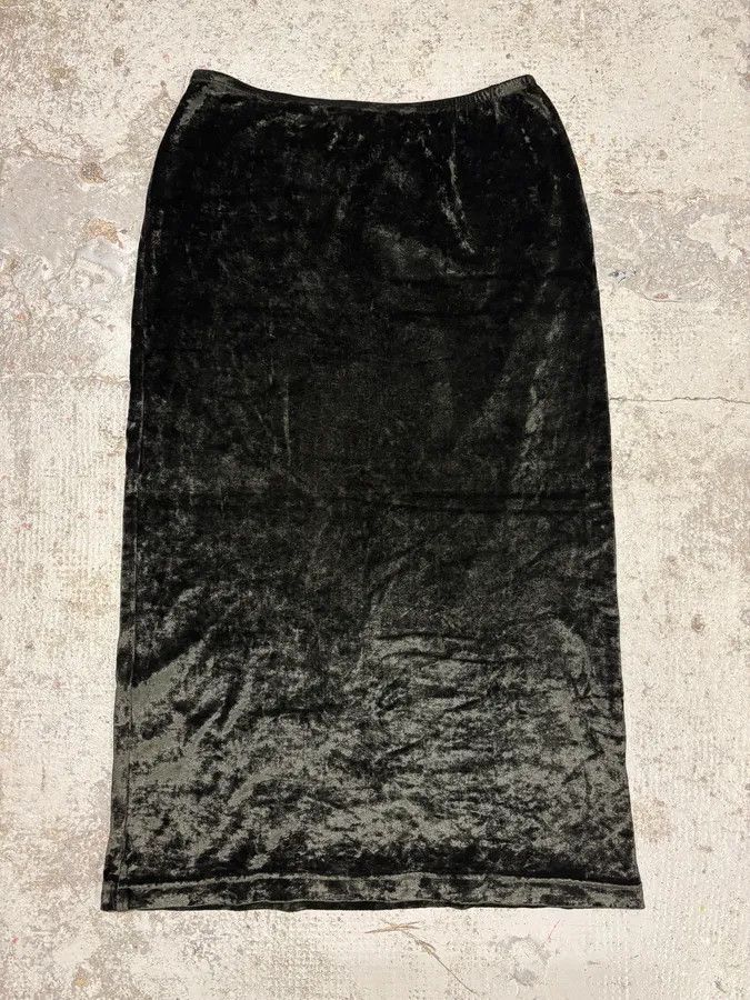 Dolce & Gabbana 2000s Dolce & Gabbana Black Velvet Skirt Size 28" / US 6 / IT 42 - 6 Thumbnail