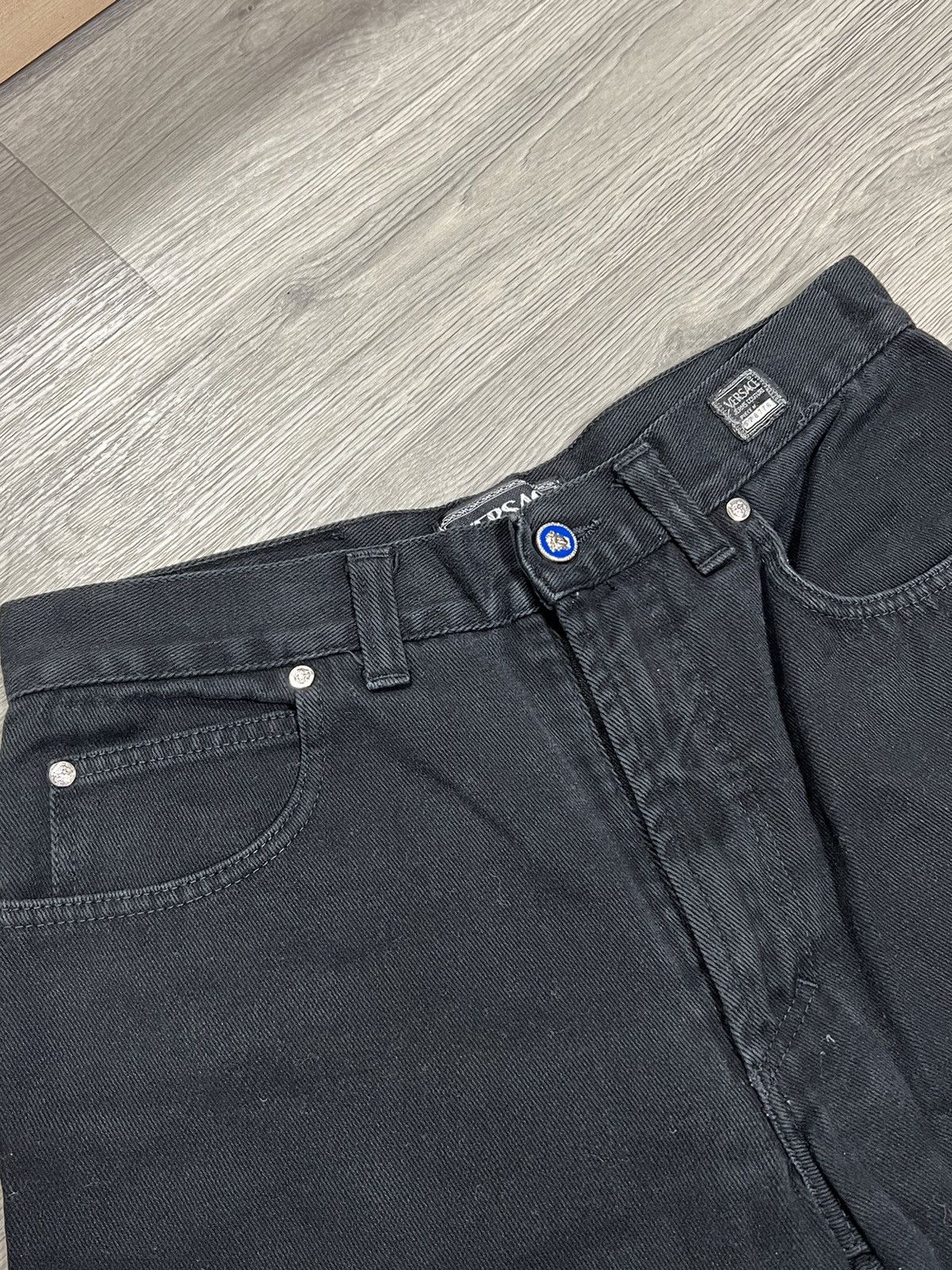 Versace × Versace Jeans Couture × Vintage Versace jeans couture vintage denim jeans Size US 33 - 4 Thumbnail