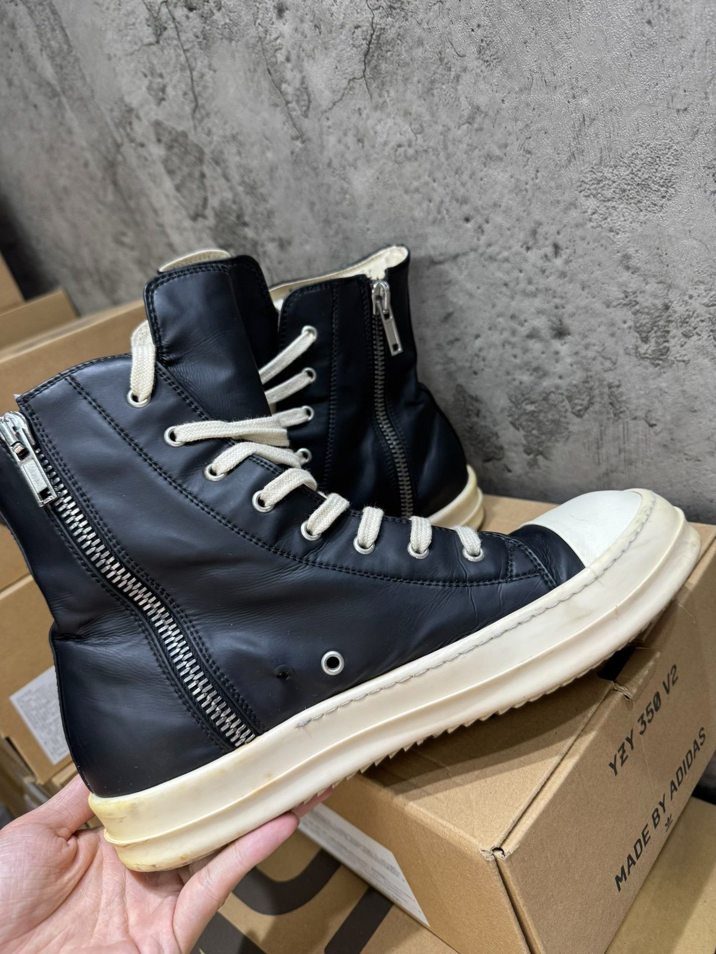 Converse Converse Hitop Sneakers 42 Men Size US 9 / EU 42 - 1 Thumbnail