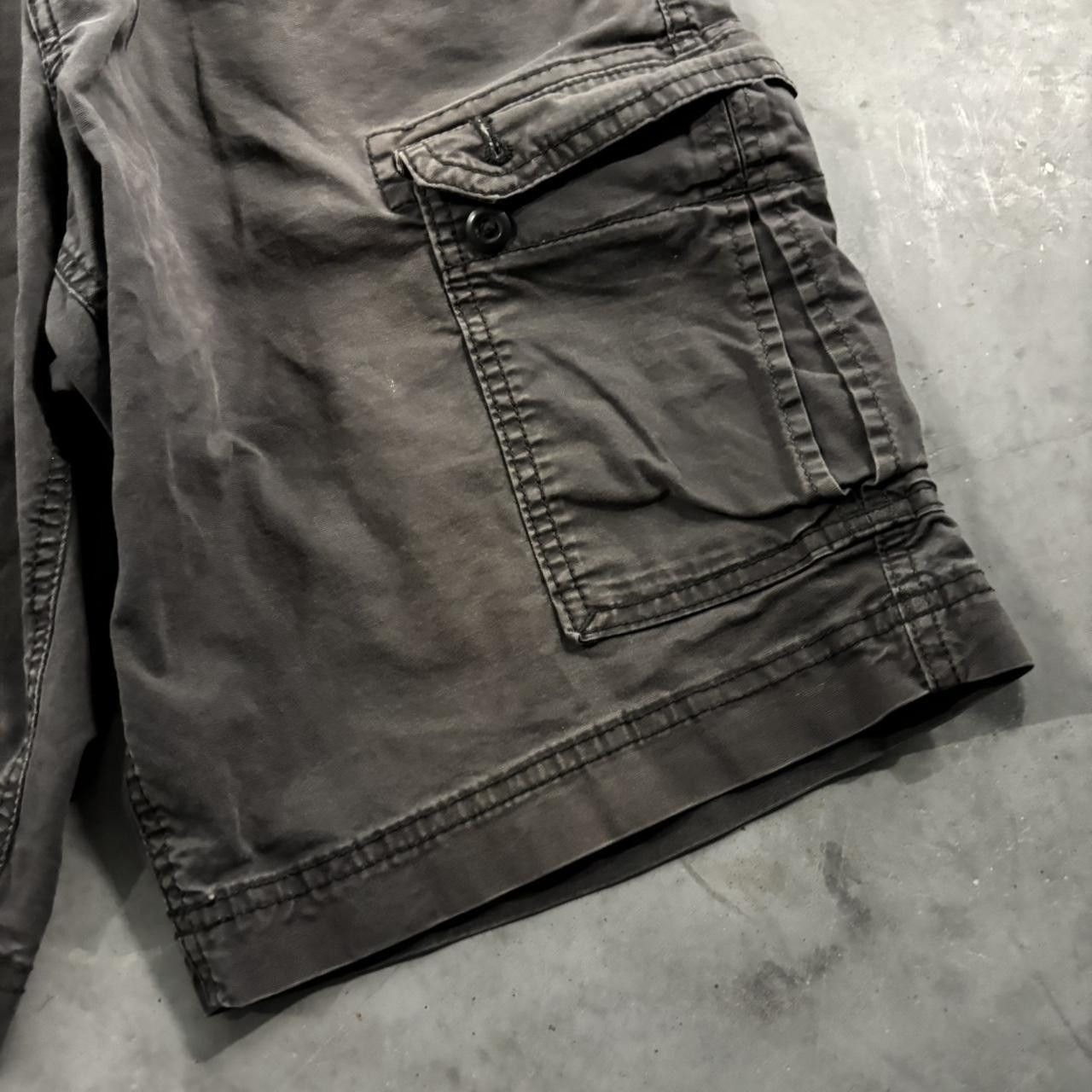 Vintage Crazy Vintage Y2K/2000s Grunge Faded Grey Skater Cargo Shorts! Size 33 Size US 33 - 4 Thumbnail