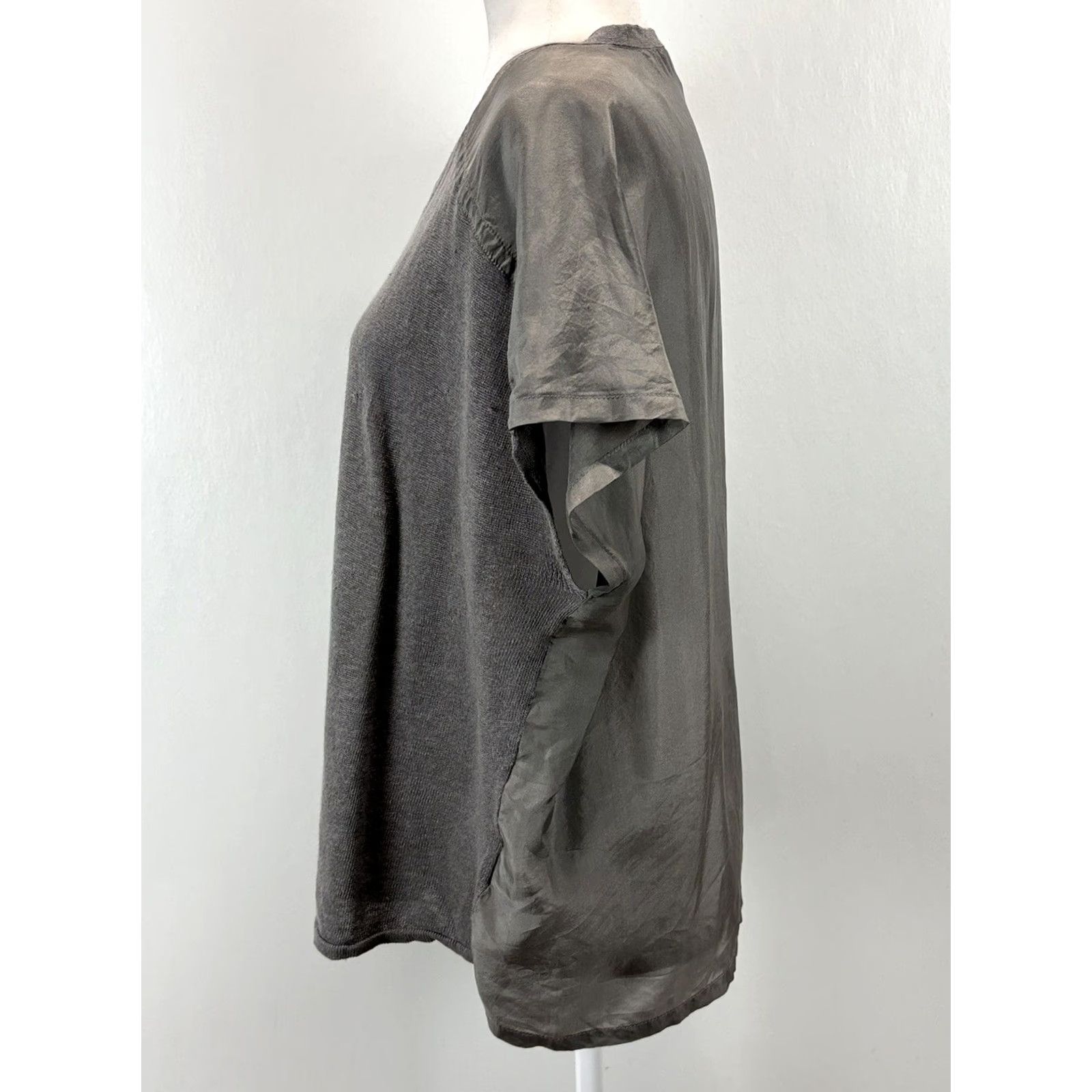 Eileen Fisher Eileen Fisher Shirt Sweater Womens S Gray Linen Silk Mixed Media V-Neck Short Sleeve Pullover Modern Lagenlook Oversized Size S / US 4 / IT 40 - 2 Thumbnail