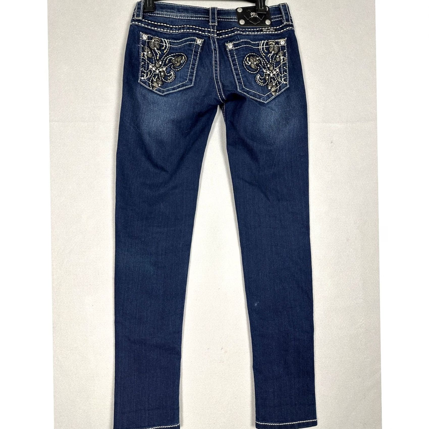 Miss Me Miss Me Signature Rise Skinny Jeans Dark Wash Fleur De Lis Bling JP5576S2 27 Size 27" / US 4 / IT 40 - 2 Thumbnail