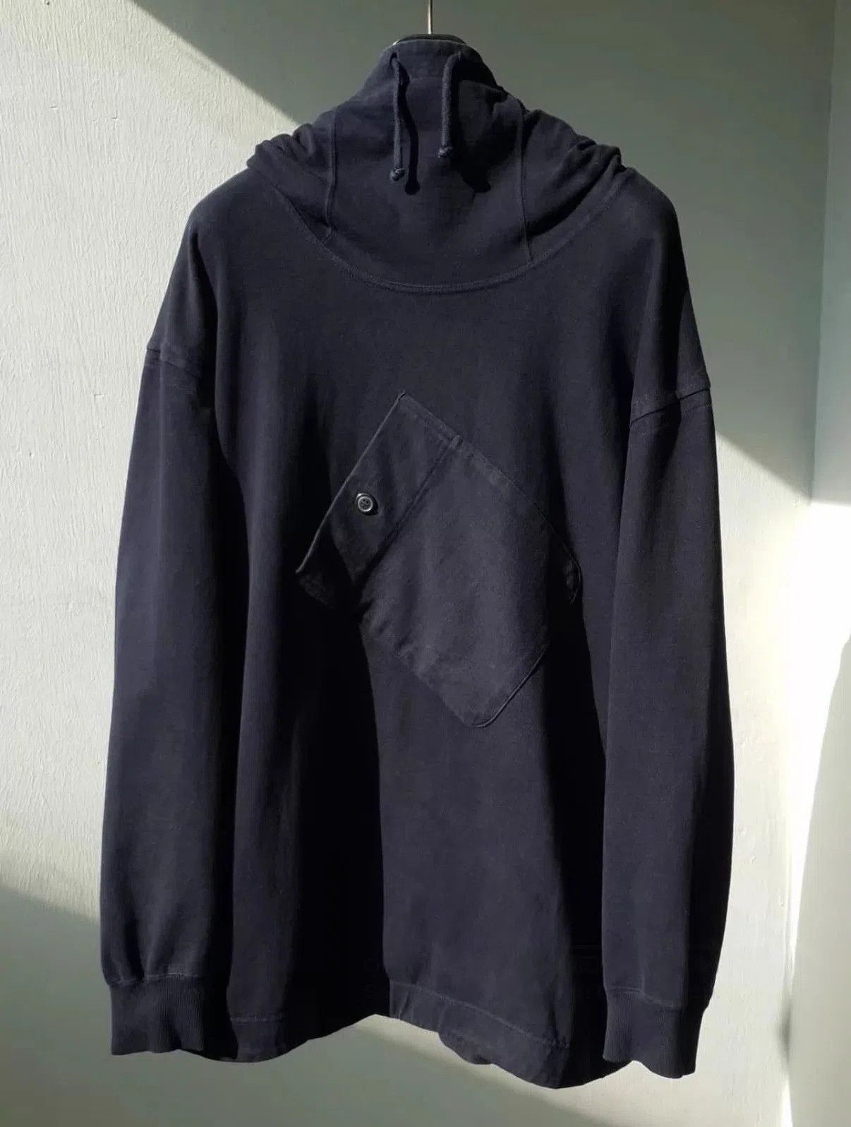 Issey Miyake Black Hoodie with Asymmetric Pocket, Size M. Size US M / EU 48-50 / 2 - 2 Thumbnail