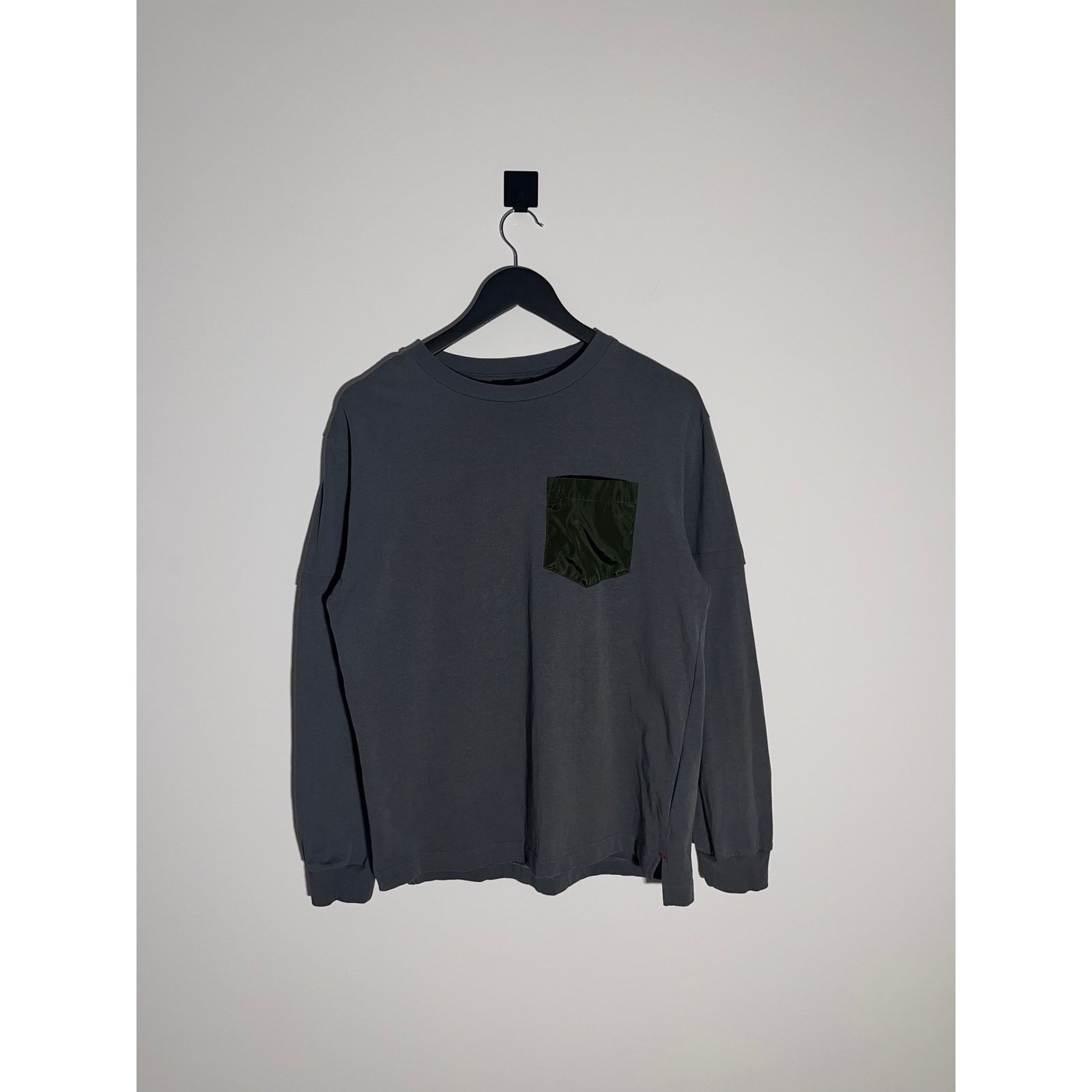 トップス archive prada linea rossa long sleeve Prada Oversized Long-sleeve Jersey T-shirt - Bergdorf Goodman