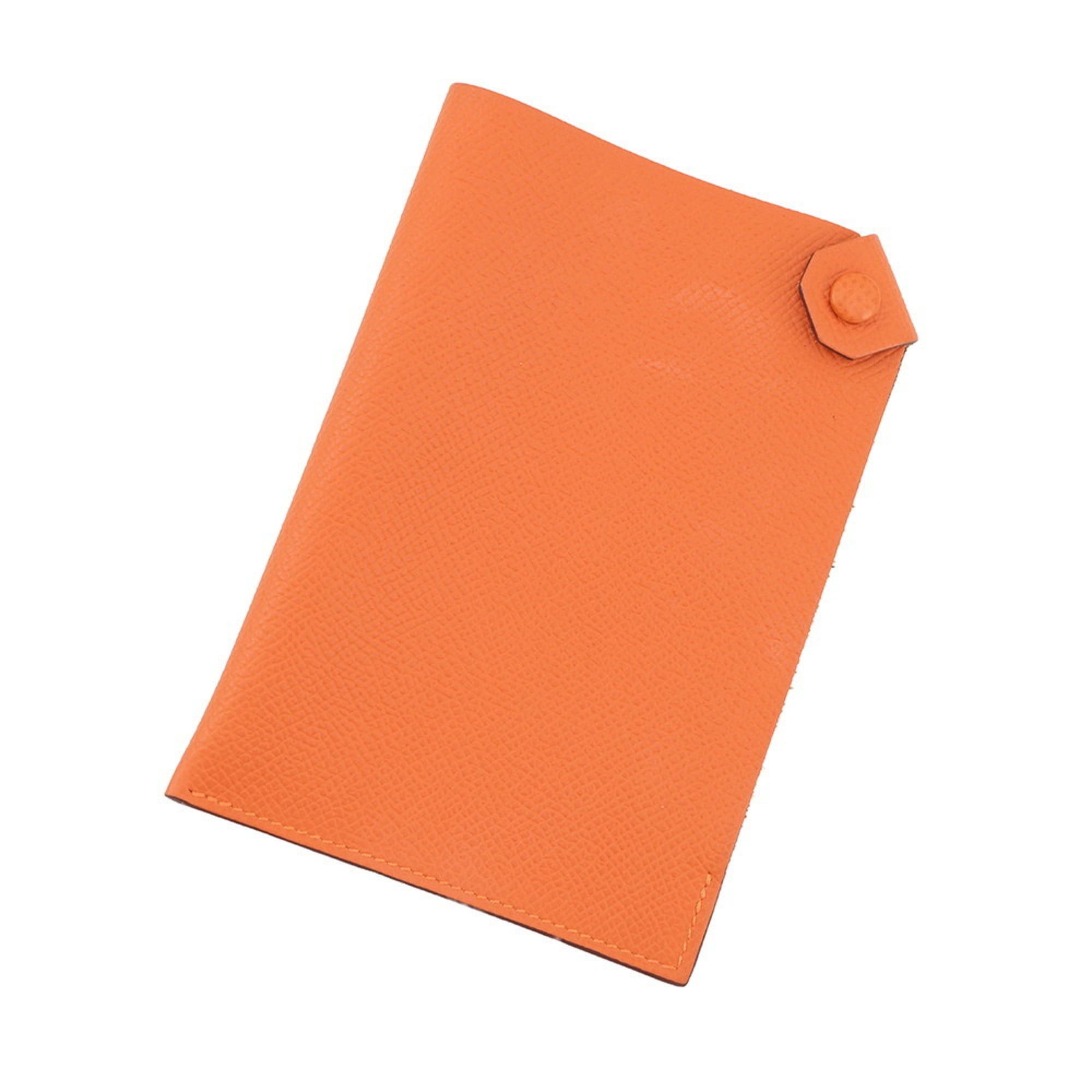 Hermes Tarmac PM Hat Hermes Epsom Tarmac Dot PM Passport Holder Bleu Zanzibar  main image 2