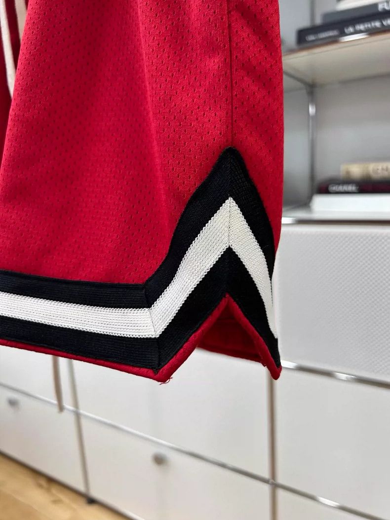 Fear of God Fear of God Red mesh men's shorts Size US 30 / EU 46 - 3 Thumbnail