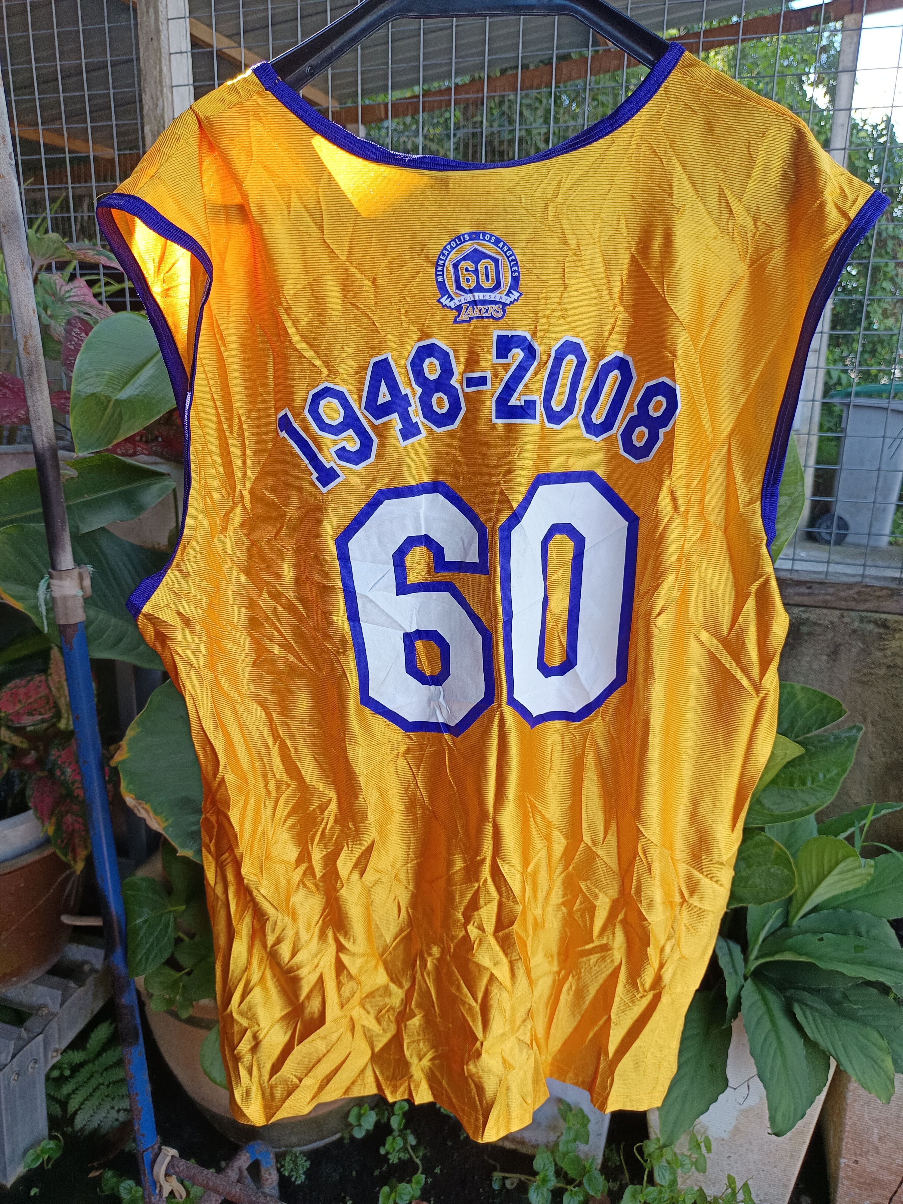 NBA 60 anniversary laker Size US XL / EU 56 / 4 - 2 Thumbnail