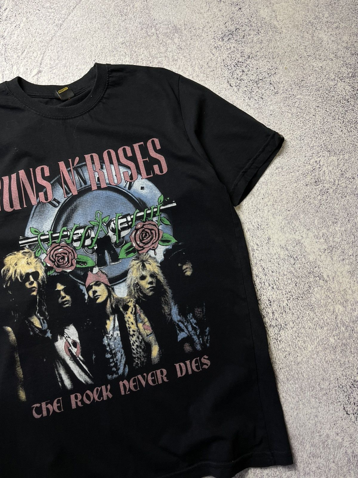 Band Tees Vintage Guns N Roses Tour Reprint Band T-Shirt Size US M / EU 48-50 / 2 - 7 Thumbnail