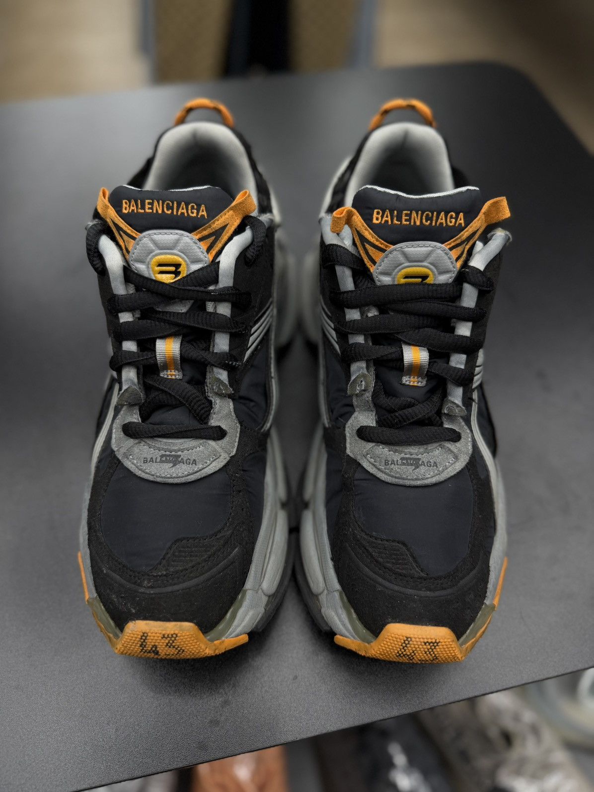 Balenciaga Balenciaga Runner Sneaker 'Worn-Out - style 43EU/10US Size US 10 / EU 43 - 14 Thumbnail