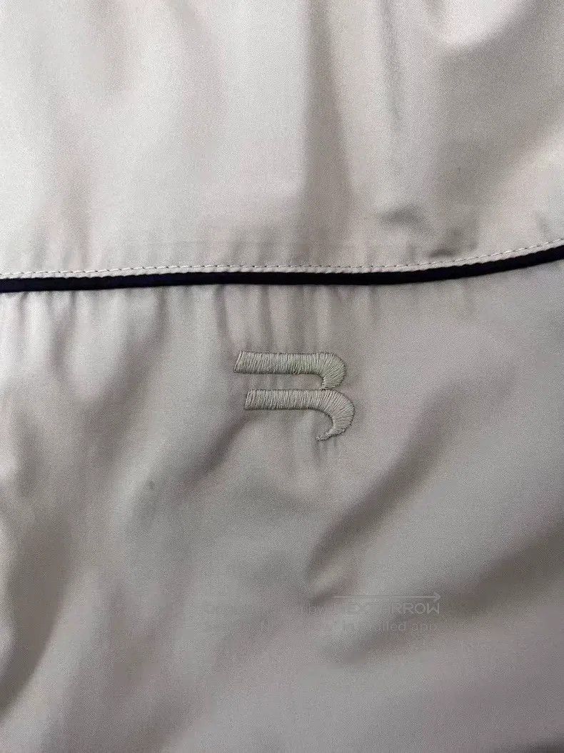Balenciaga Balenciaga Solid Color Stand Collar Zip-Up Long Sleeve Jac Size US S / EU 44-46 / 1 - 3 Thumbnail