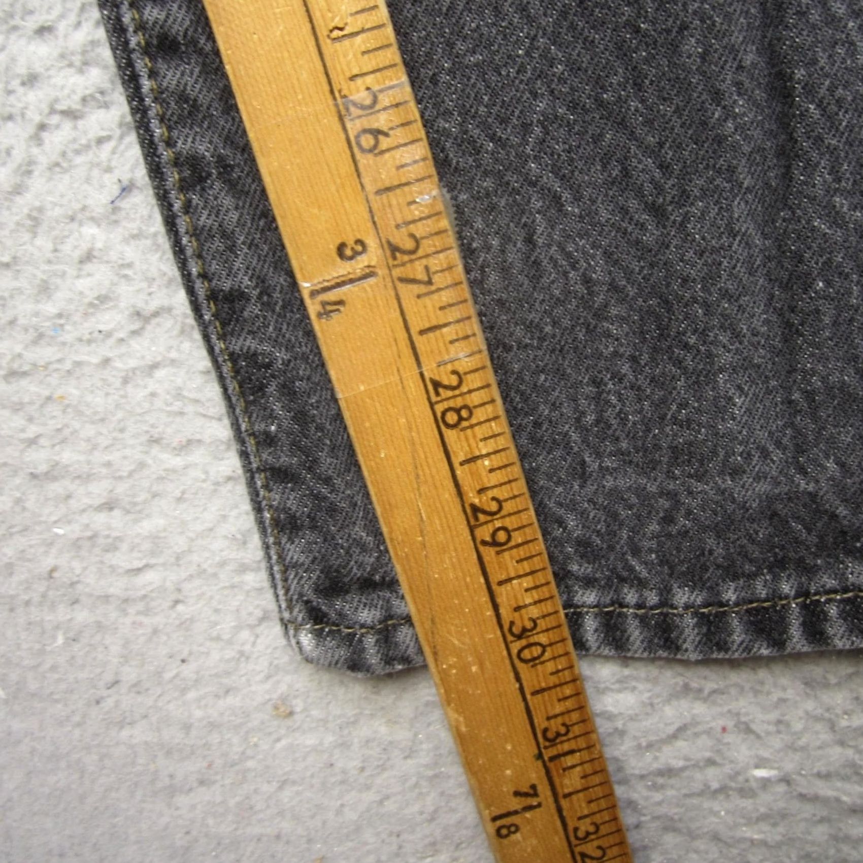 Levi's VINTAGE Levis 501 Jeans Womens 13 Black High Rise Button Fly USA 90s Size 34" / US 12 / IT 48 - 7 Thumbnail
