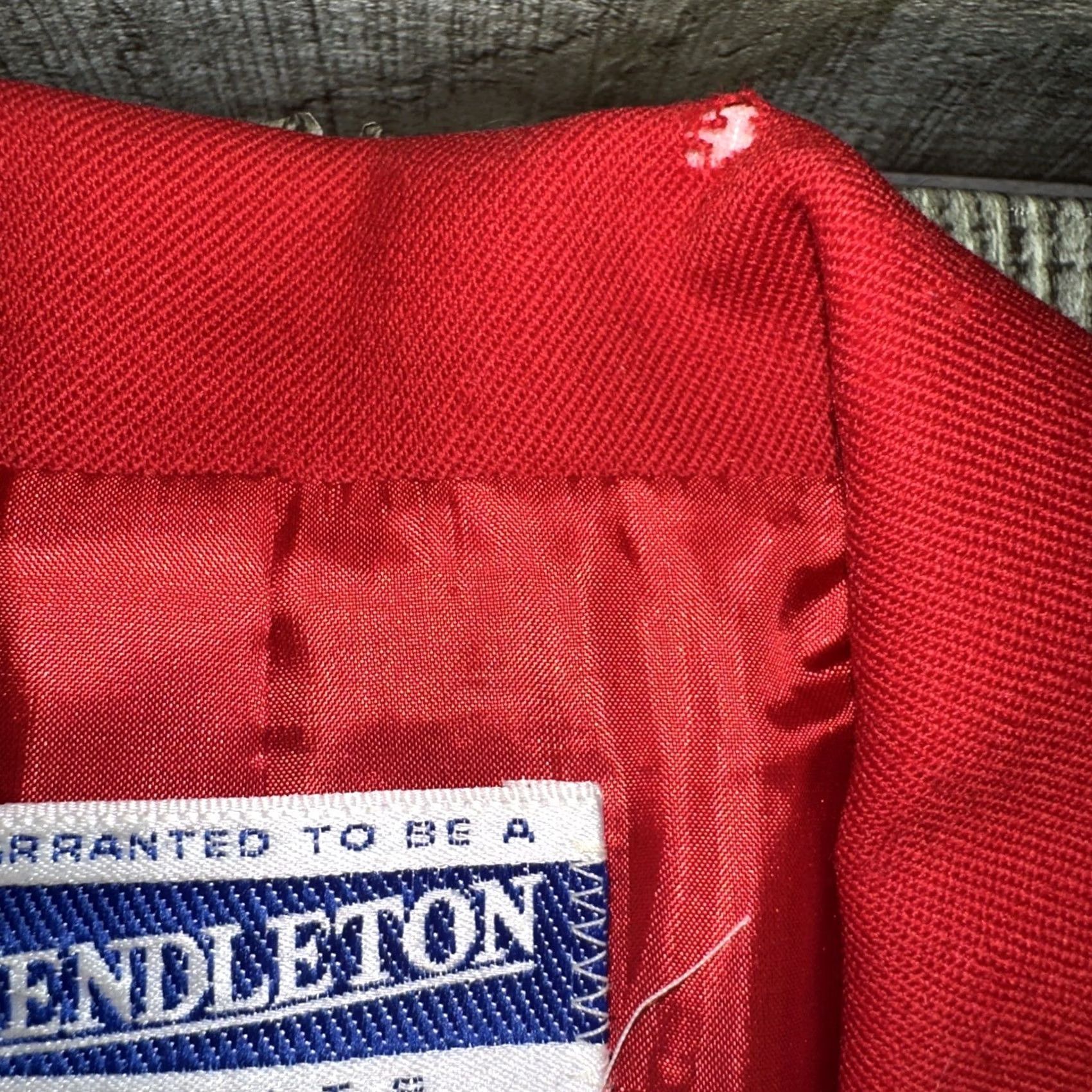 Pendleton VINTAGE Pendleton Blazer Red Wool Jacket Women’s Petite 6 Made USA Career Blazer Wool Red 6P Womens USA Career Size M / US 6-8 / IT 42-44 - 6 Thumbnail