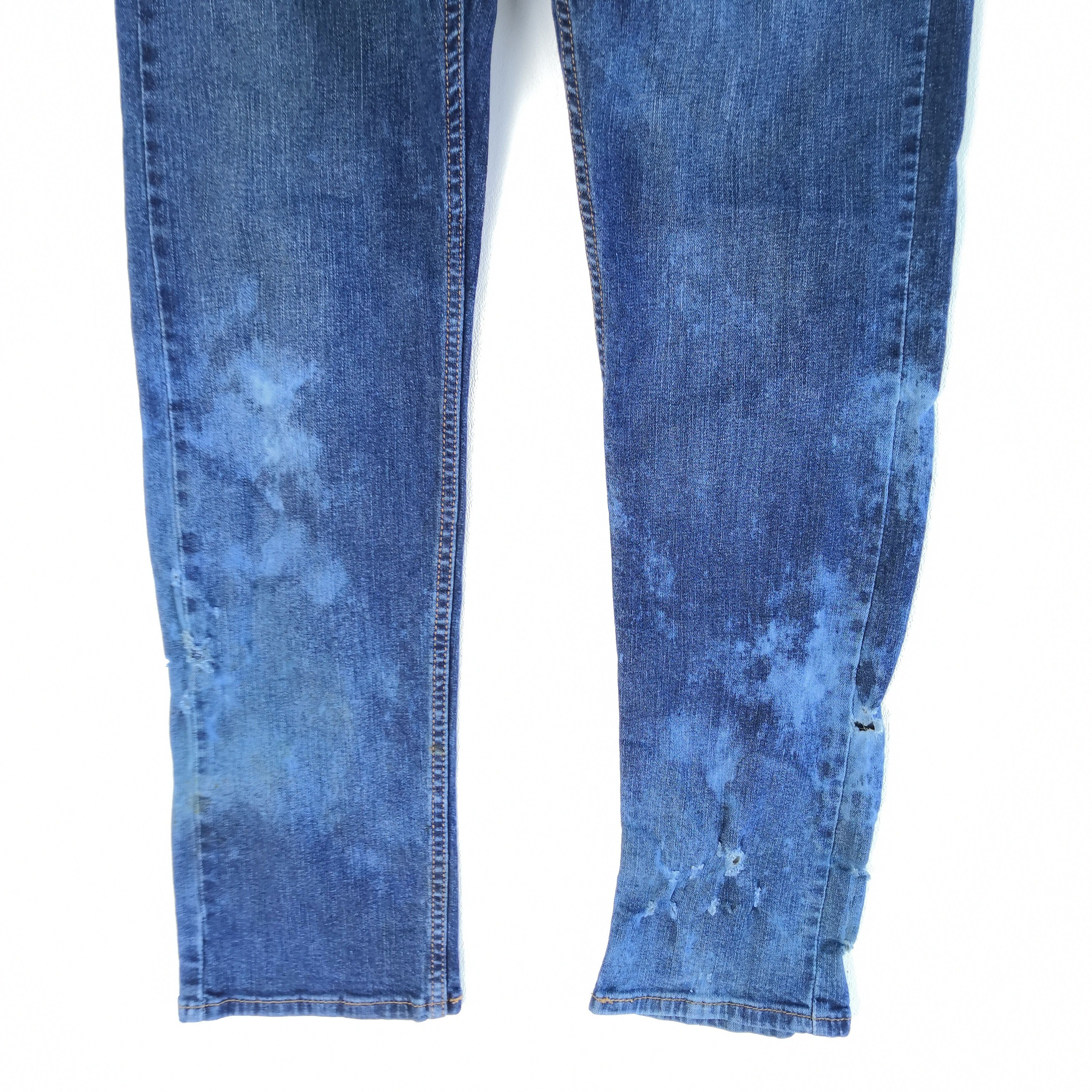 Levi's Vintage Levis 505 Distresses Denim Levi's Faded Jeans Size US 30 / EU 46 - 4 Thumbnail