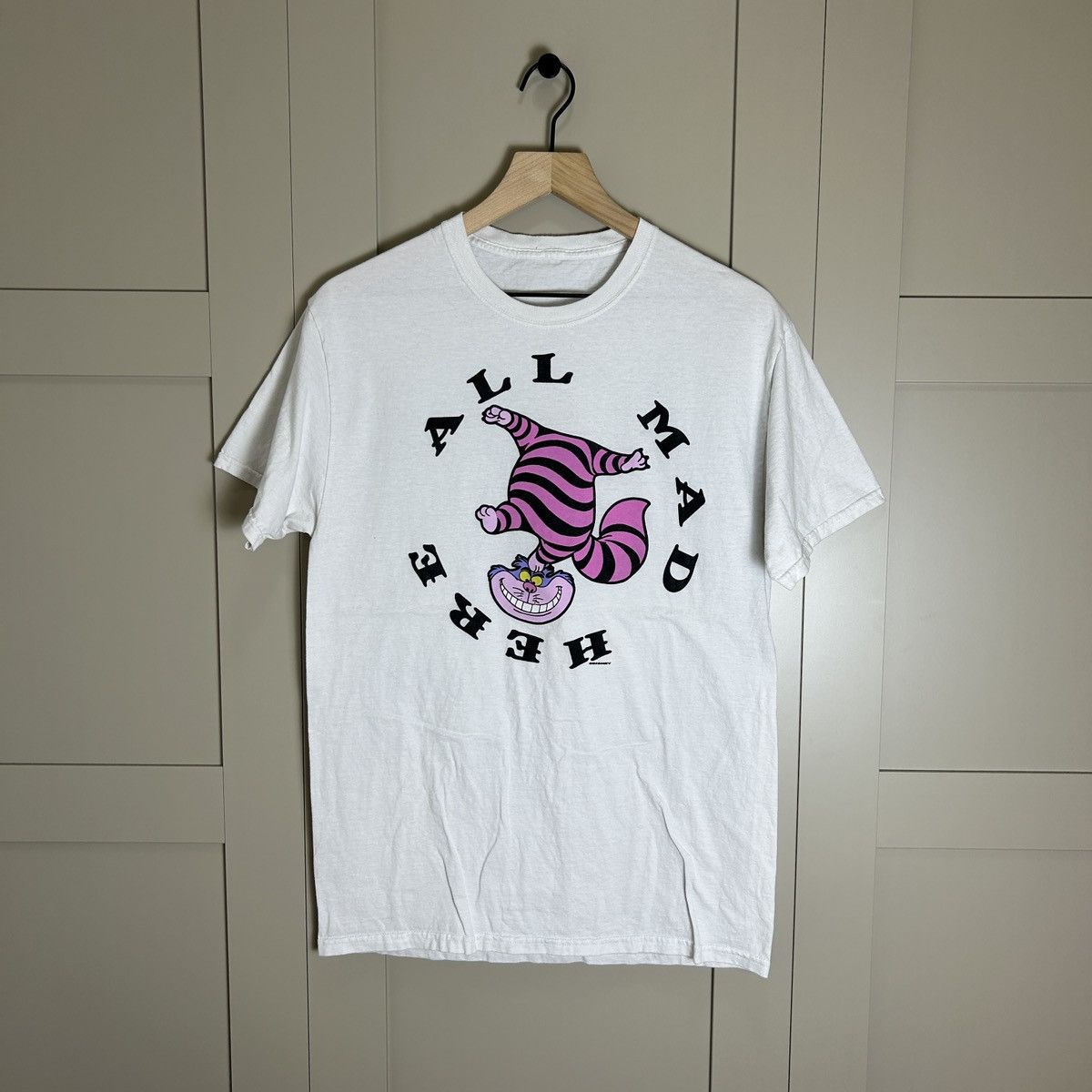 Vintage Vintage Cheshire Cat Alice in Wonderland Movie Tee T Shirt | Grailed, image size:1200x1200