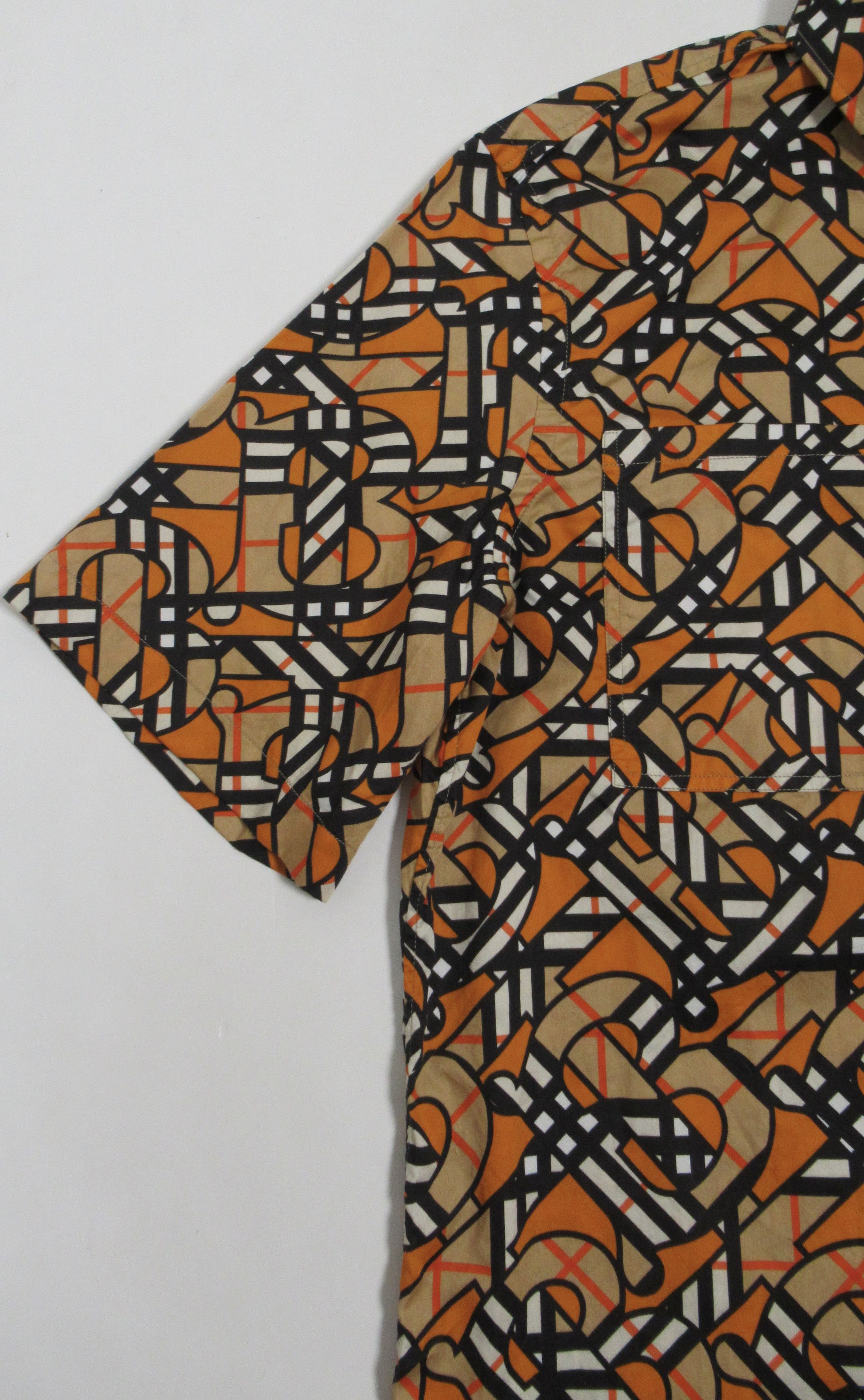 Burberry Burberry TB Monogram-Print Short Sleeve Shirt Archive Beige Size US S / EU 44-46 / 1 - 4 Thumbnail