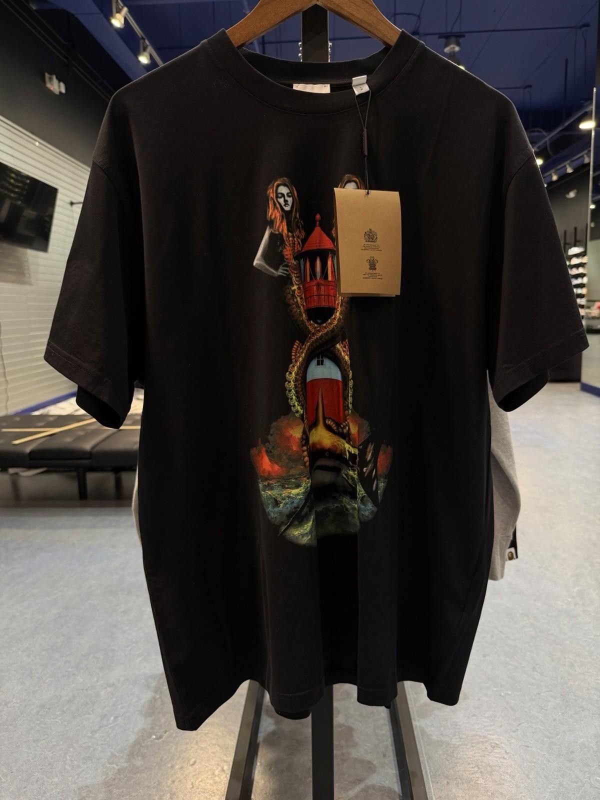 Burberry Burberry Cotton T Shirt Logo Size Large Brand New Size US L / EU 52-54 / 3 - 2 Thumbnail
