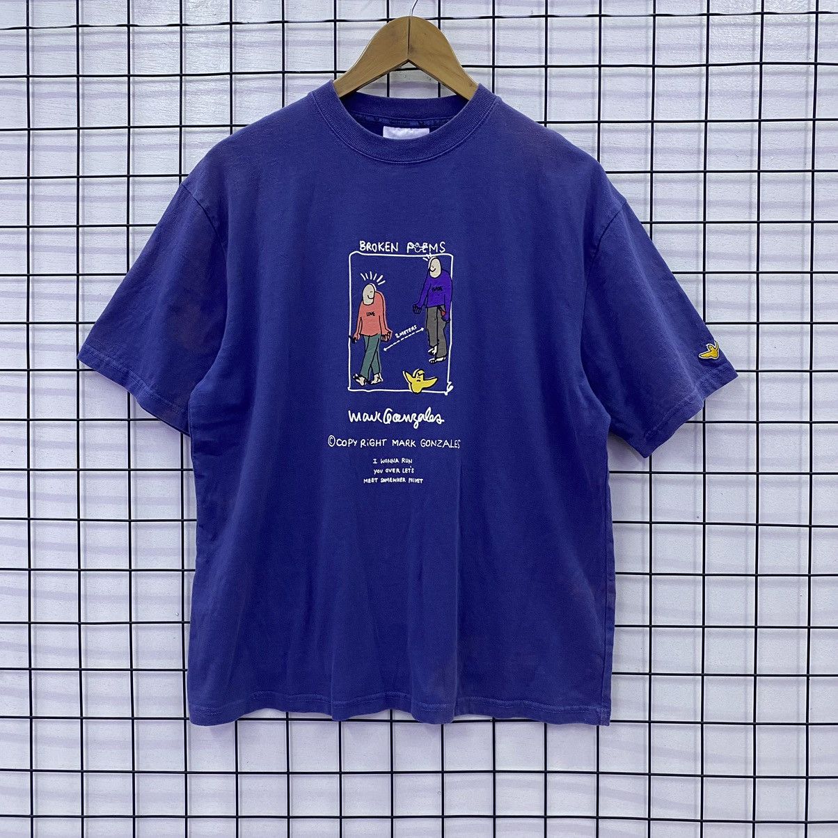 Japanese Brand Vintage Y2K Mark Gonzales Broken Poems Crazy Sunfaded Tshirt Size US M / EU 48-50 / 2 - 1 Thumbnail