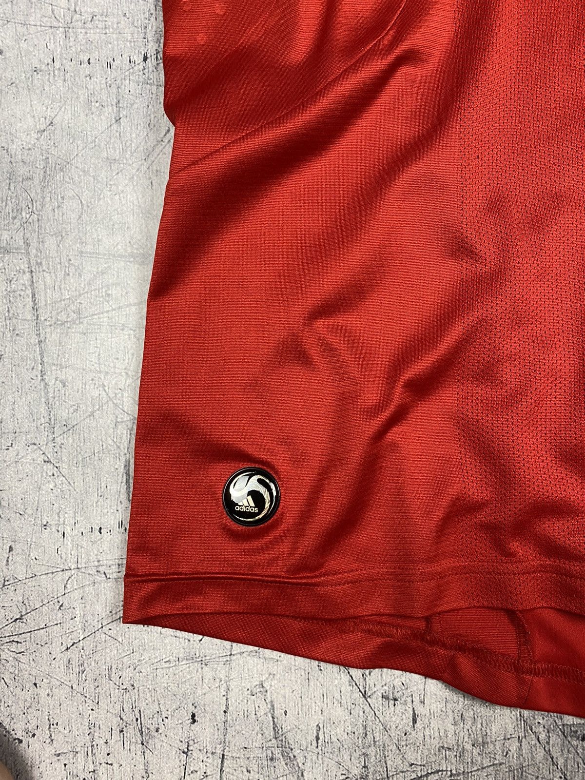 Adidas × Vintage Vintage Adidas Liverpool Soccer Jersey Size US XL / EU 56 / 4 - 10 Thumbnail