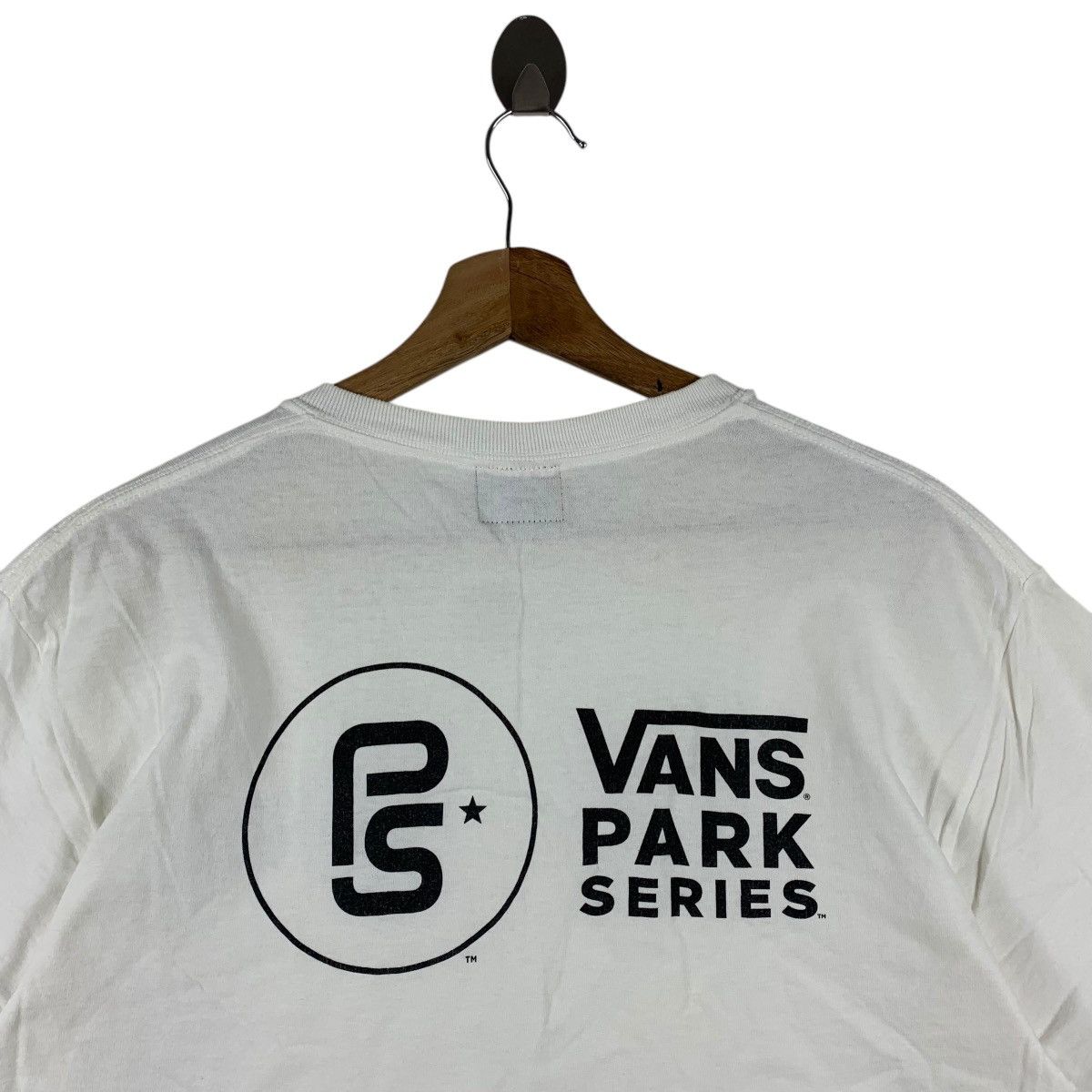 Vans Vintage VANS Big logo printed tee Size US M / EU 48-50 / 2 - 9 Thumbnail