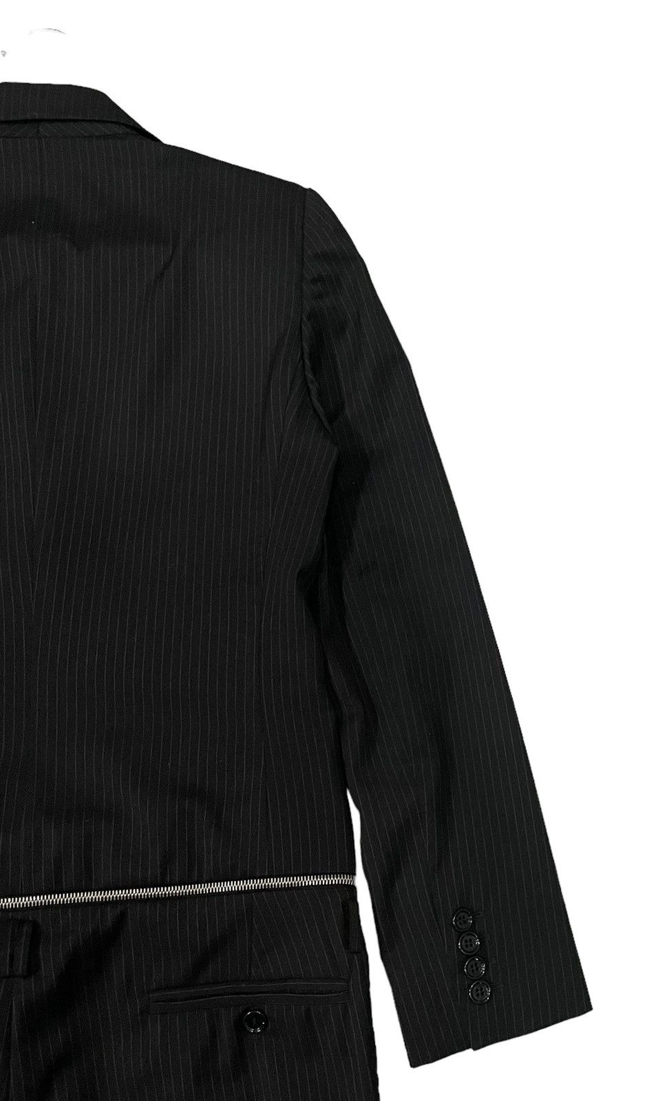 Dolce & Gabbana Runway Dolce & Gabbana Pinstripe Jumpsuit Size S / US 4 / IT 40 - 14 Thumbnail