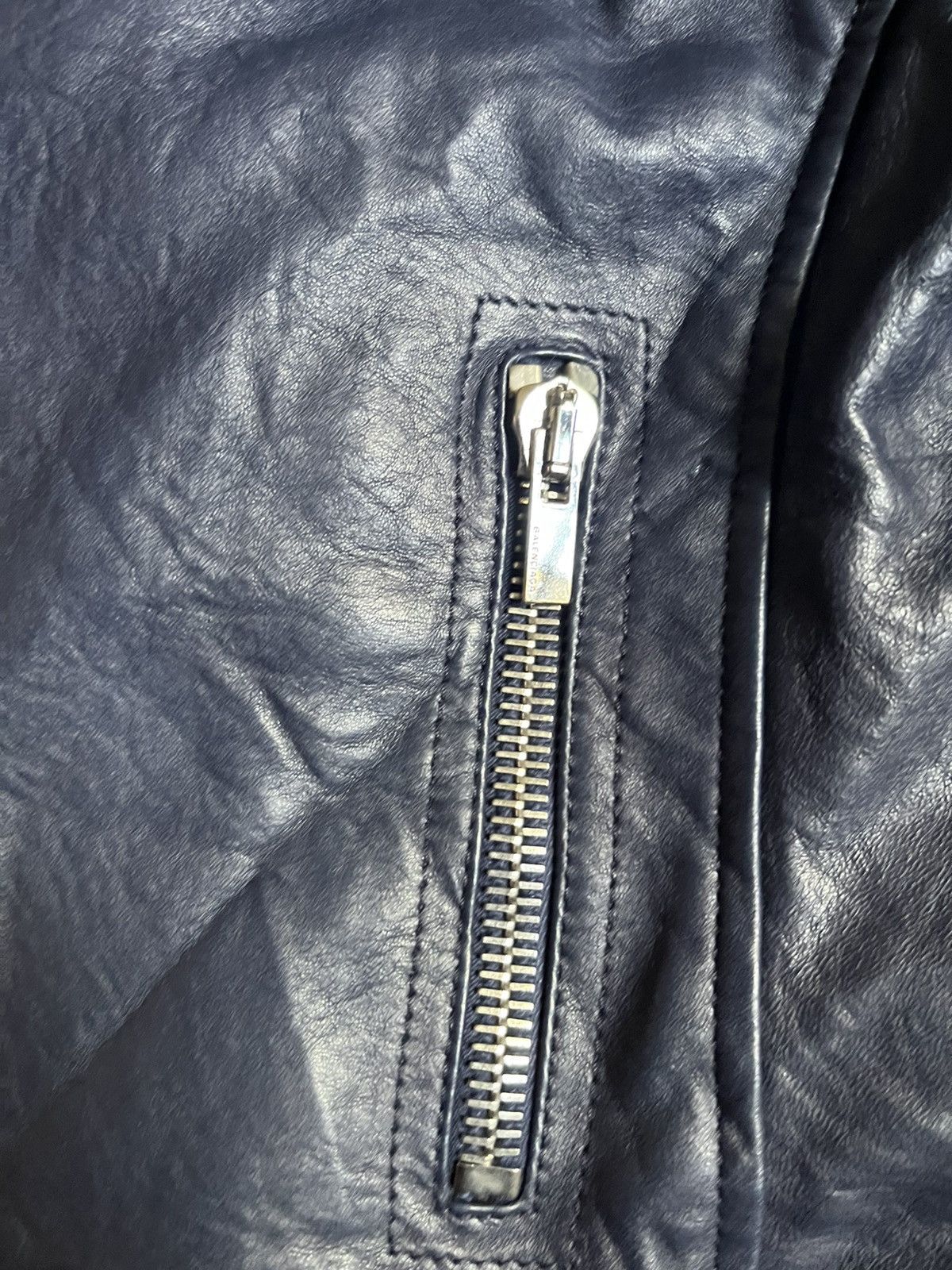 Balenciaga Balenciaga biker jackets sz 38 like Prada, Size XS / US 0-2 / IT 36-38 - 4 Thumbnail