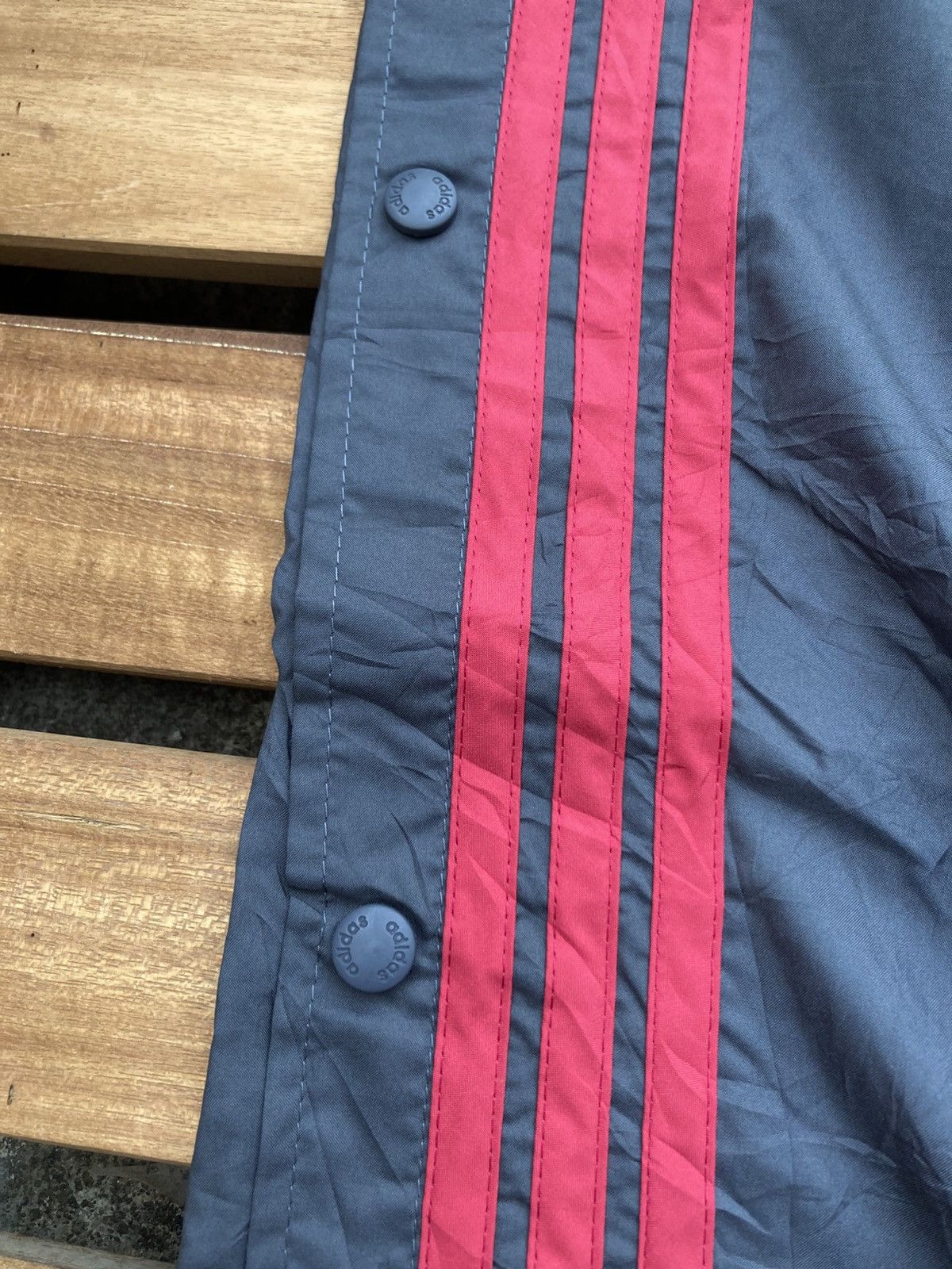 Vintage Vintage OG Adidas Snap Button Unisex Baggy Wide Track Pants Size US 32 / EU 48 - 7 Thumbnail