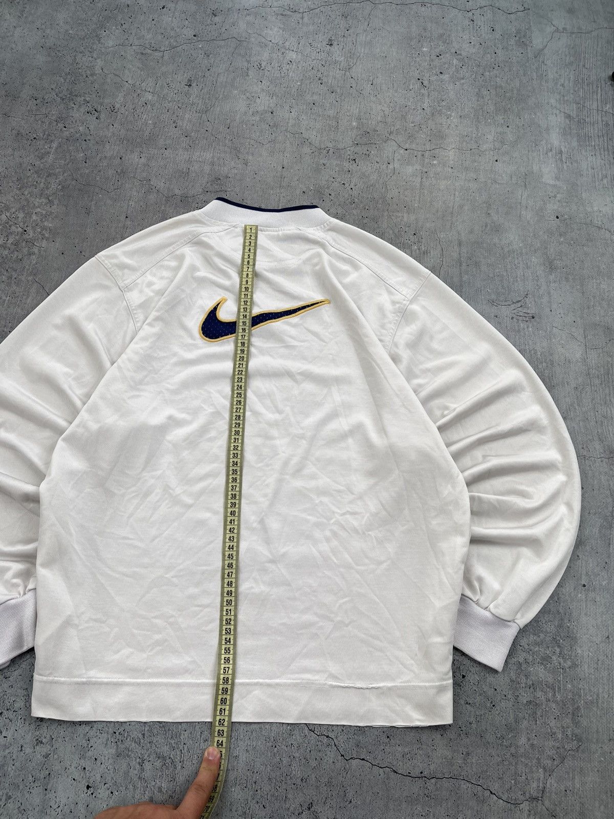 Nike Nike Vintage Sweatshirt Big Central Logo Japanese Y2K Size US M / EU 48-50 / 2 - 12 Thumbnail
