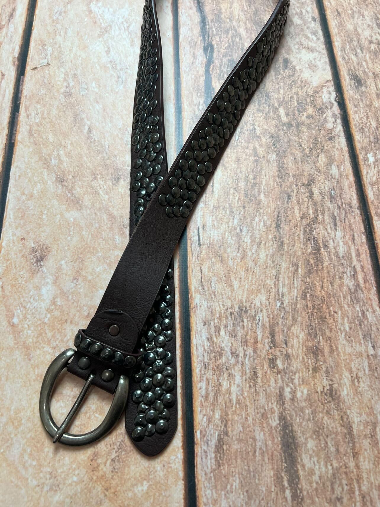 Vintage Leather Belt with rivets Size ONE SIZE - 4 Thumbnail