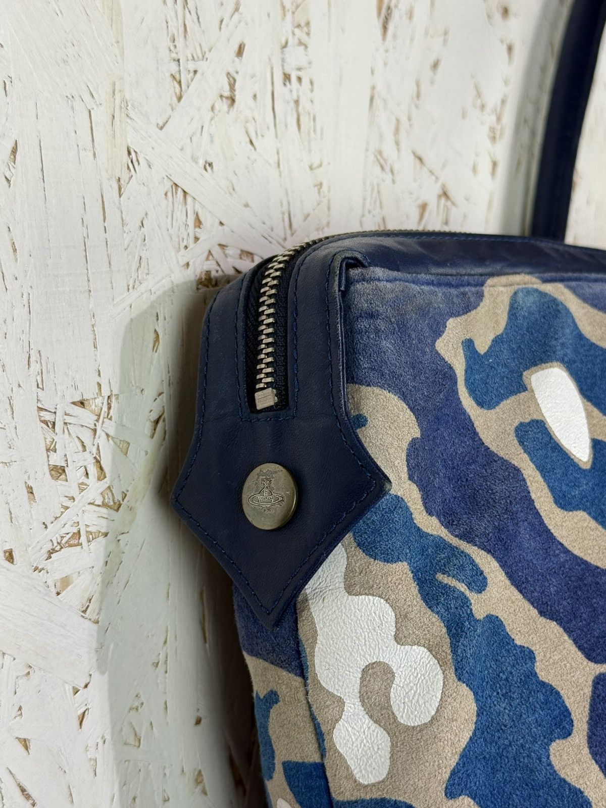 Vivienne Westwood Vivienne Westwood Ocean Camo Suede Leather Travel Bag Size ONE SIZE - 5 Thumbnail