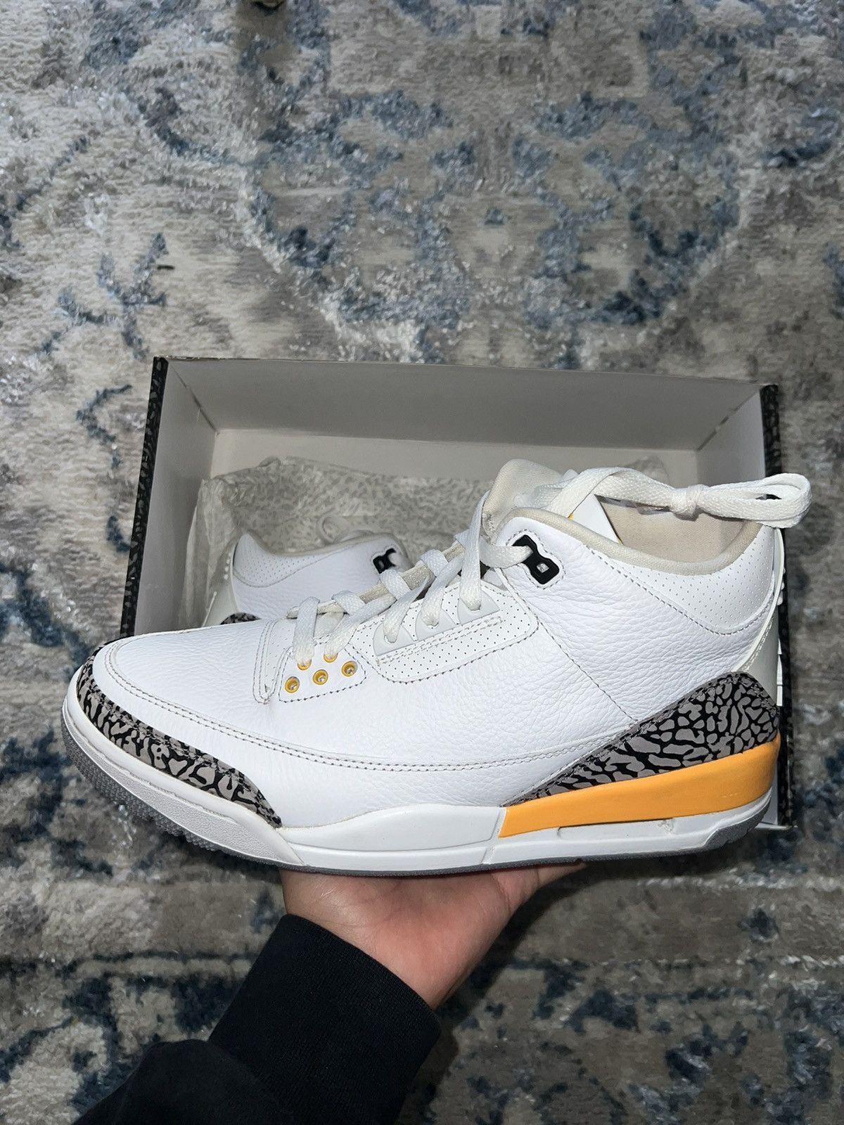 Jordan Brand Jordan 3 laser orange Size US 11.5 / EU 44-45 - 5 Thumbnail