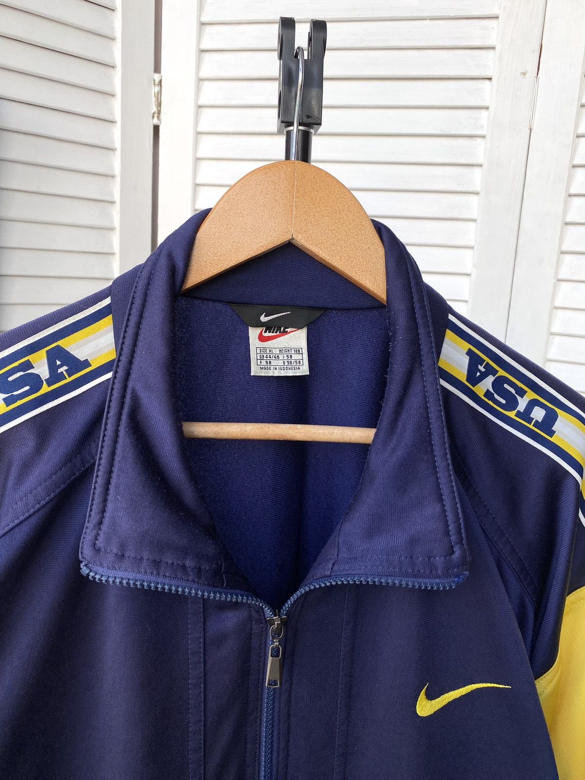 Nike × Vintage Vintage Nike USA Big Swoosh Lampasas Y2K Track Jacket Size US XL / EU 56 / 4 - 7 Thumbnail