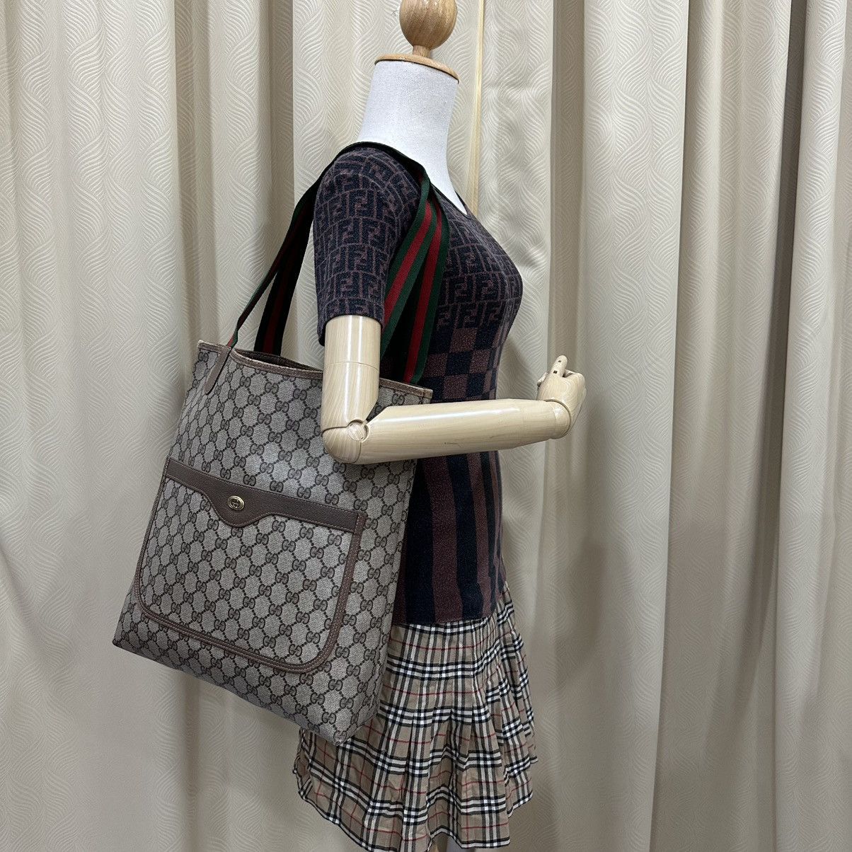 VINTAGE GUCCI GG WEB SHERRY LINE TOTE BAG 33