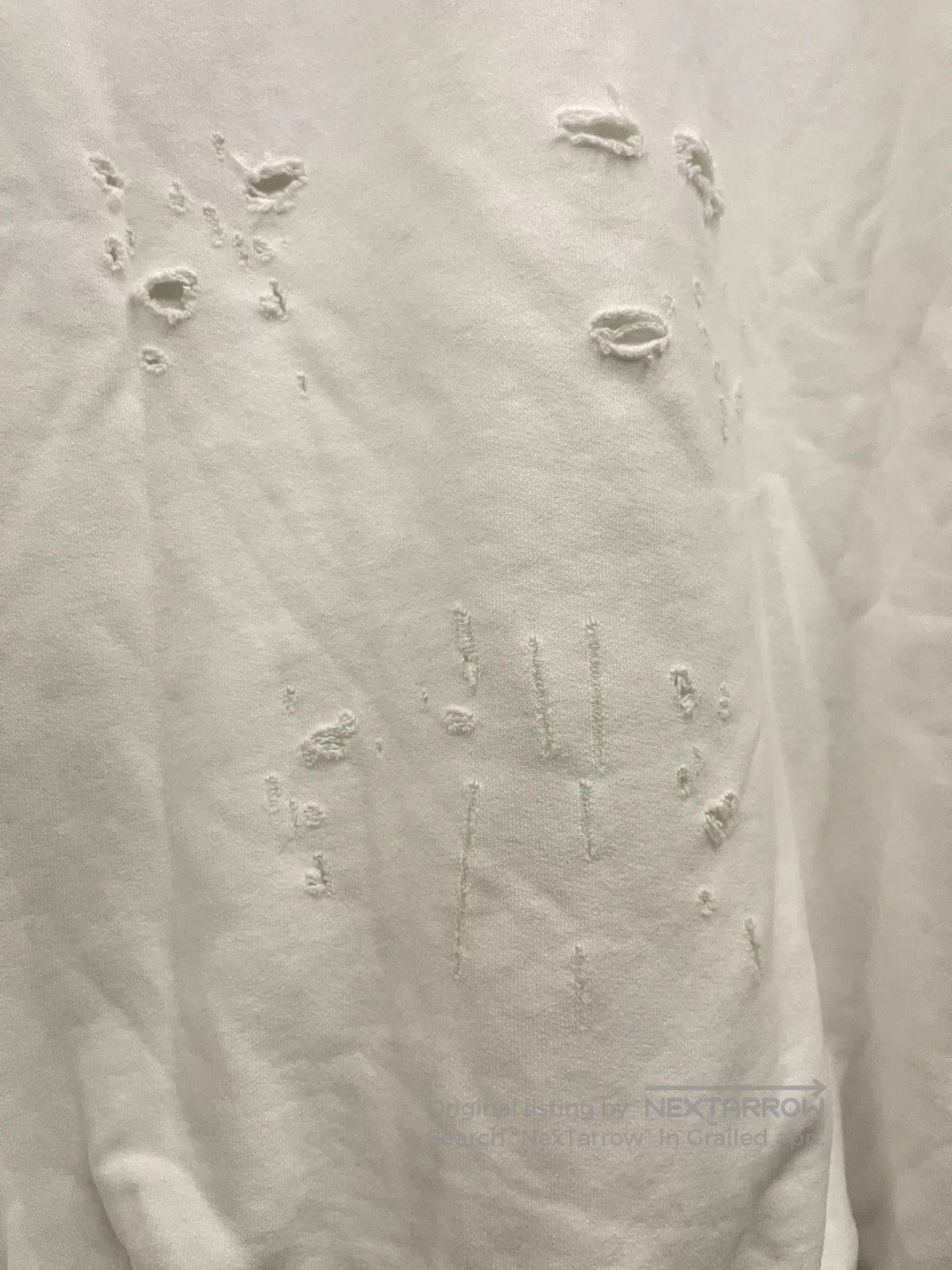 Balenciaga balenciaga destroyed white hoodie with logo. Size US XS / EU 42 / 0 - 6 Thumbnail