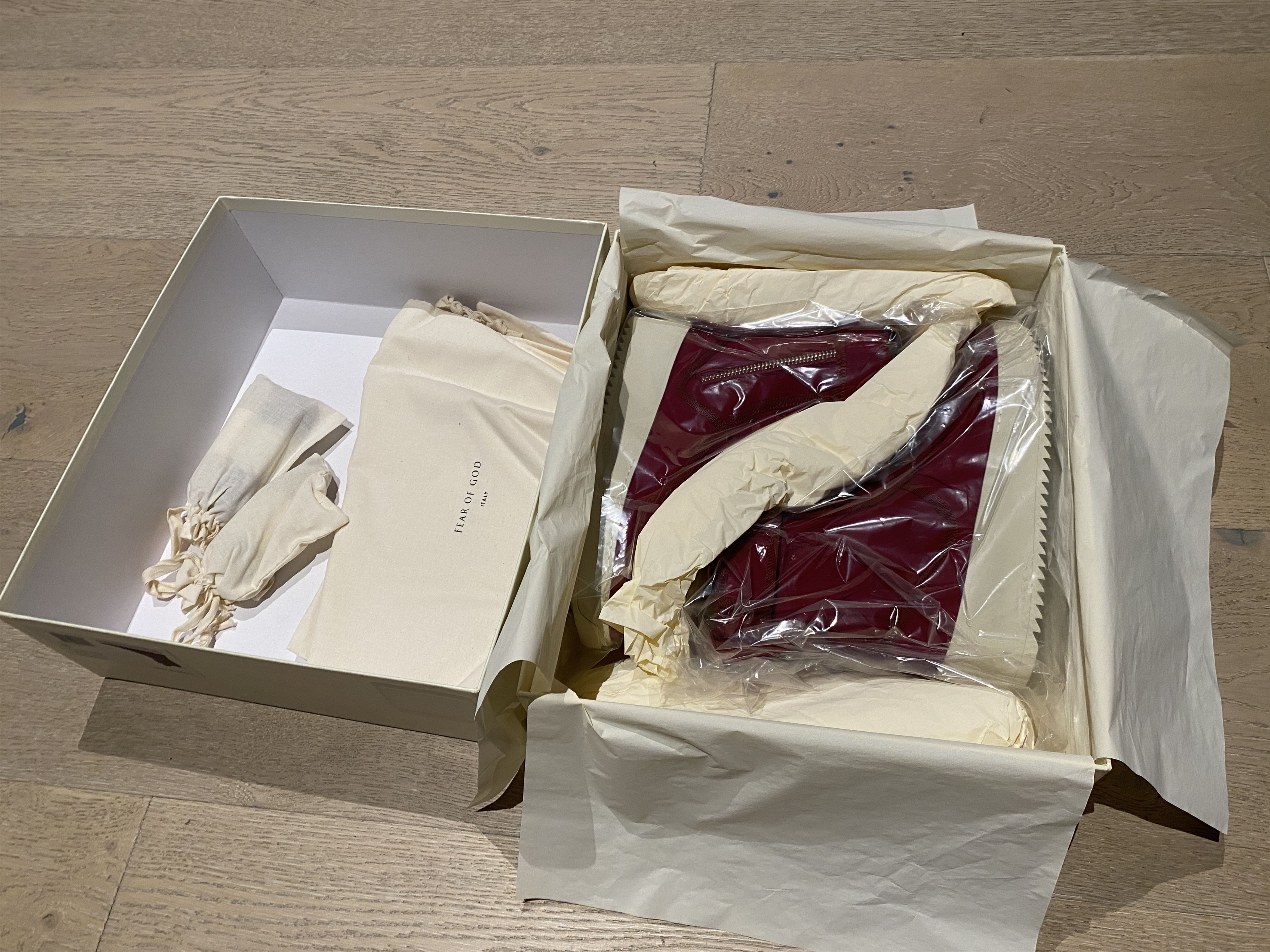 Fear of God $1195 Fear of god Military Sneaker BLOOD RED 39 NIB Size US 6 / EU 39 - 3 Thumbnail