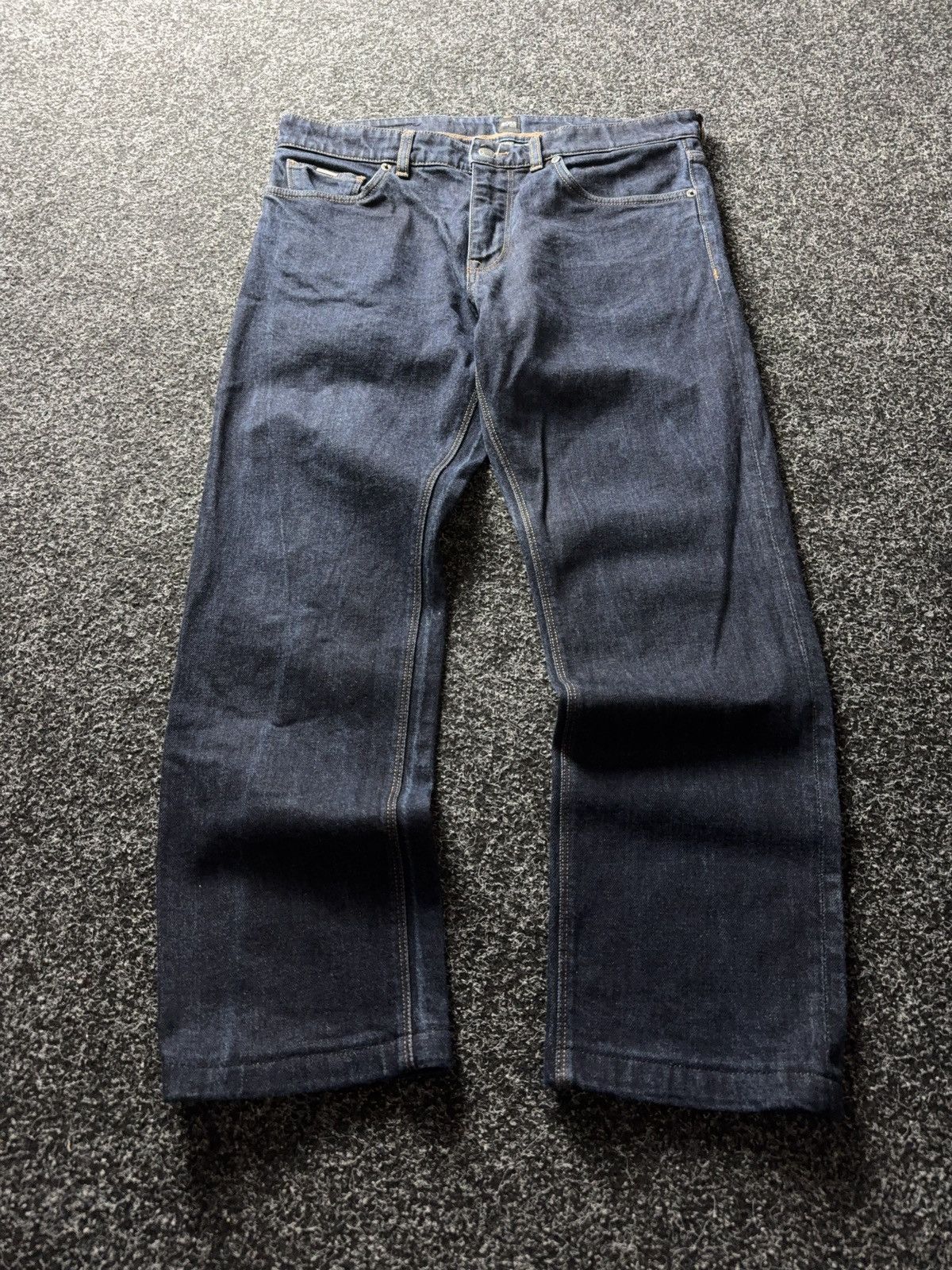 Hugo Boss Luxury Hugo Boss Candiani Denim Dark Blue Jeans Straight Fit Size US 33 - 1 Thumbnail